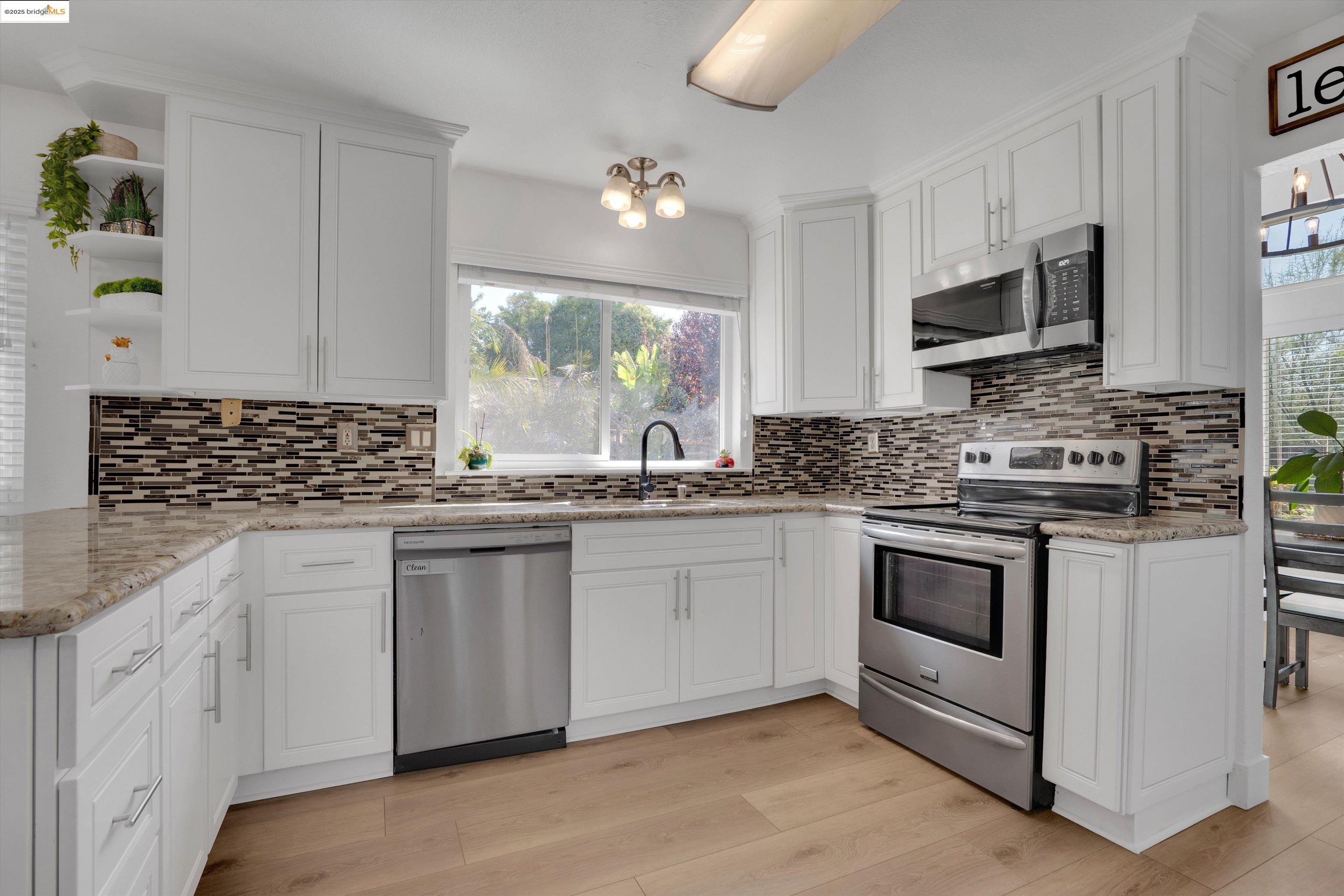 Detail Gallery Image 14 of 45 For 235 Pecan Pl, Brentwood,  CA 94513 - 4 Beds | 2/1 Baths