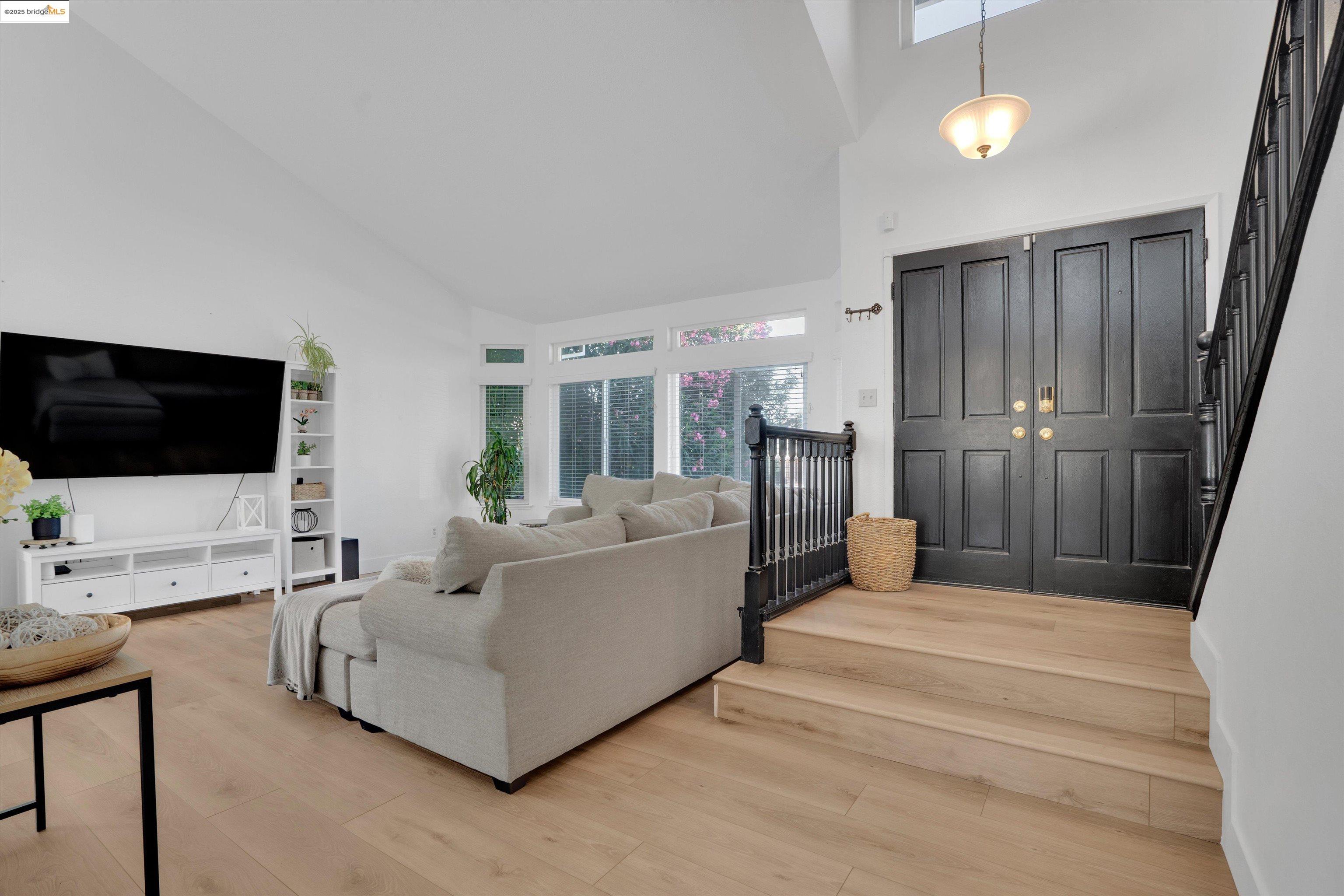 Detail Gallery Image 7 of 45 For 235 Pecan Pl, Brentwood,  CA 94513 - 4 Beds | 2/1 Baths