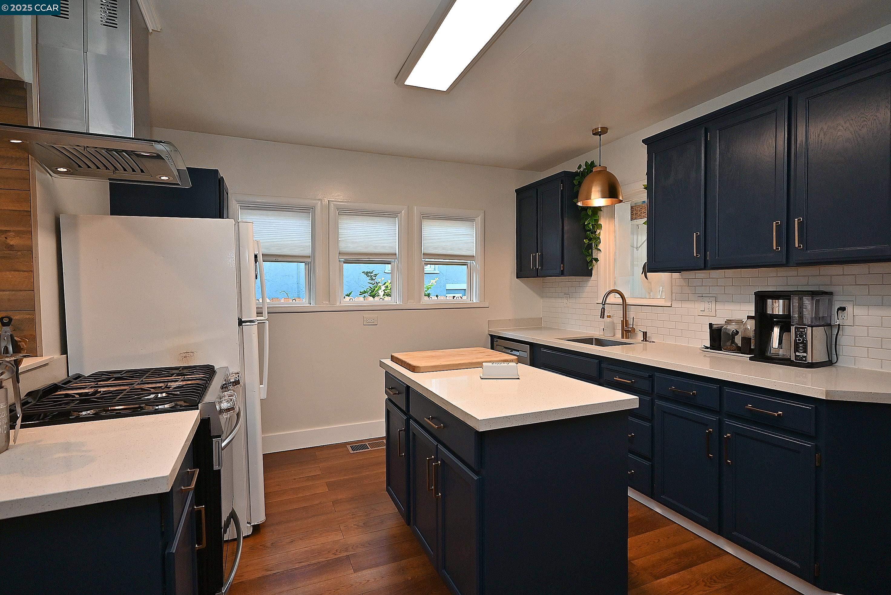Detail Gallery Image 34 of 57 For 1617 Castro Street, Martinez,  CA 94553 - 2 Beds | 2 Baths