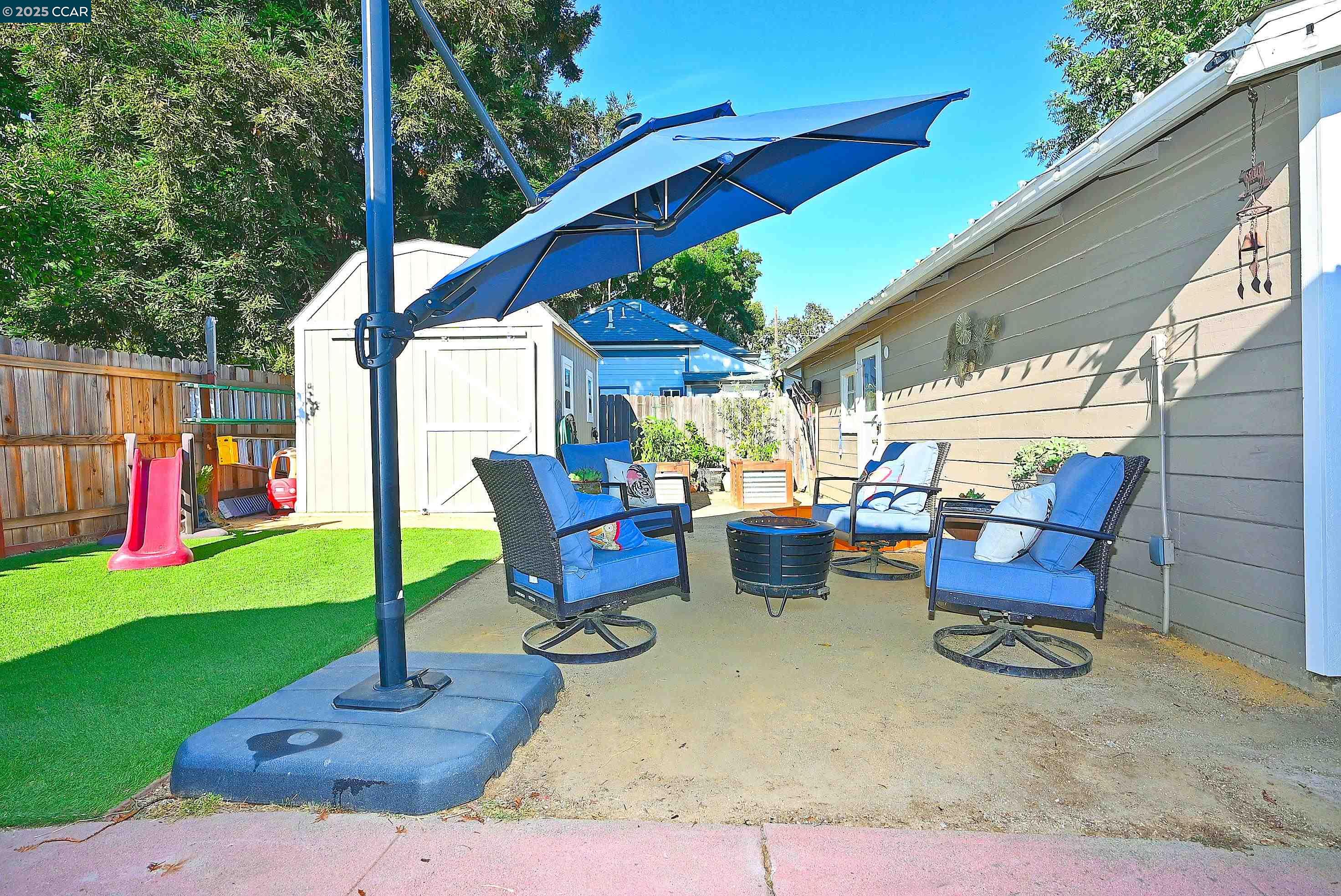 Detail Gallery Image 36 of 57 For 1617 Castro Street, Martinez,  CA 94553 - 2 Beds | 2 Baths