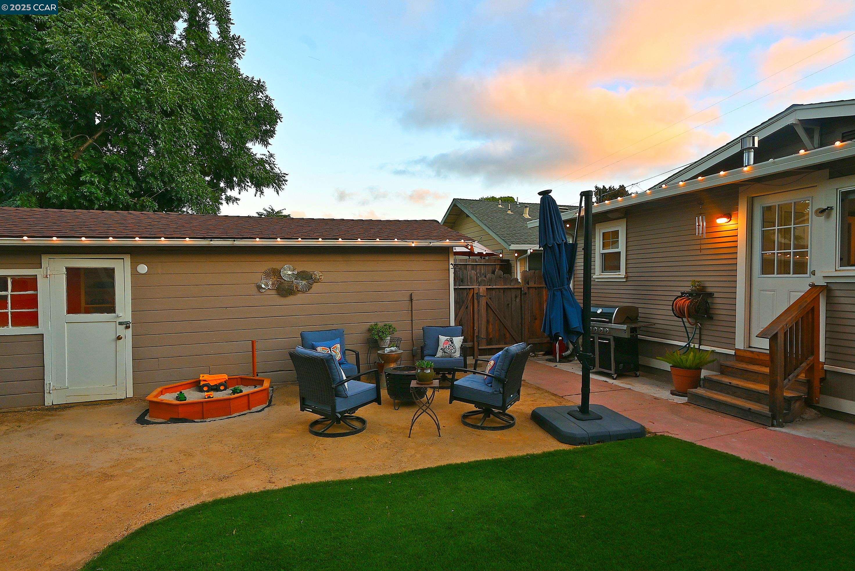 Detail Gallery Image 48 of 57 For 1617 Castro Street, Martinez,  CA 94553 - 2 Beds | 2 Baths