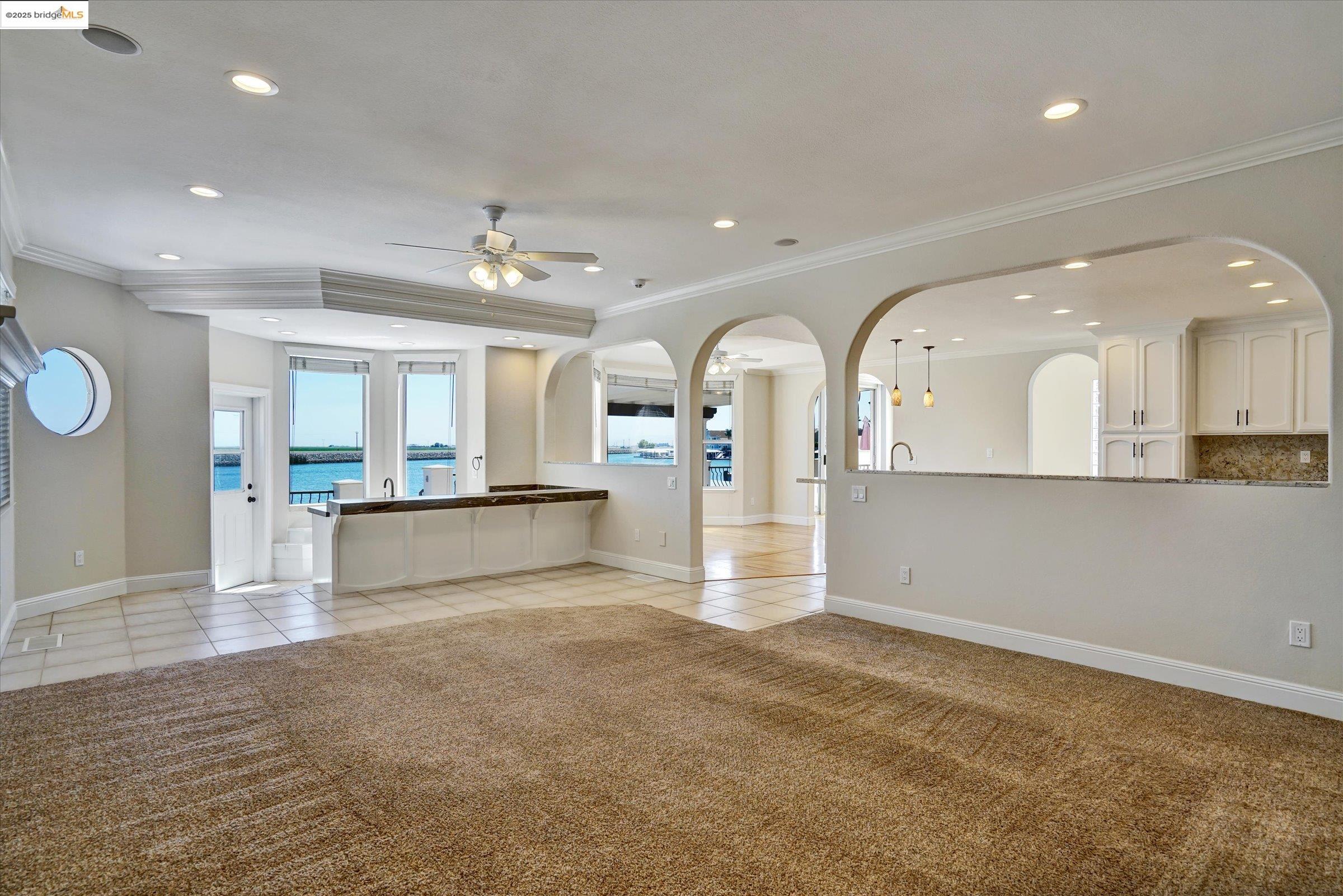 Detail Gallery Image 5 of 21 For 5840 Starboard Dr, Discovery Bay,  CA 94505 - 4 Beds | 4 Baths