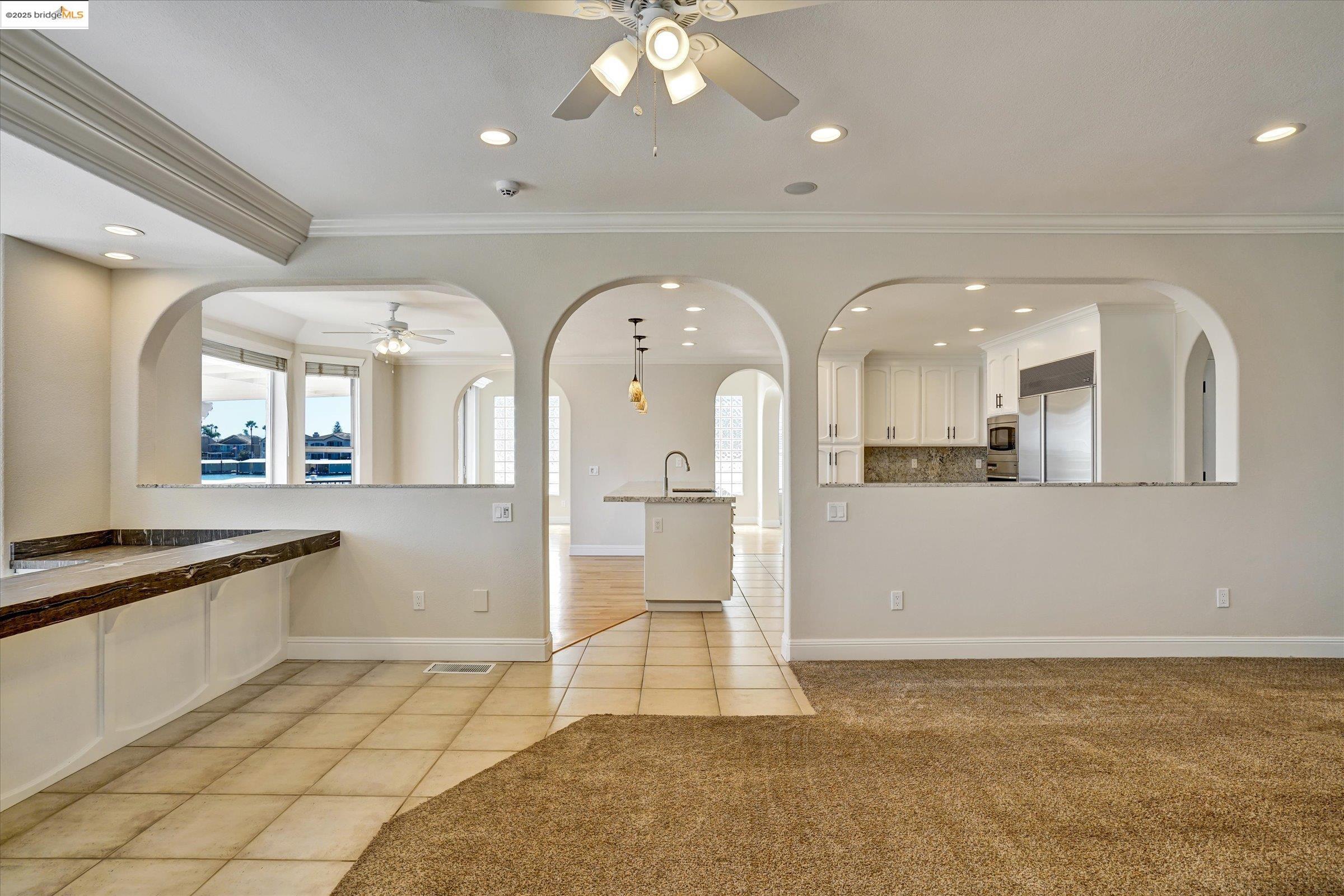 Detail Gallery Image 6 of 21 For 5840 Starboard Dr, Discovery Bay,  CA 94505 - 4 Beds | 4 Baths