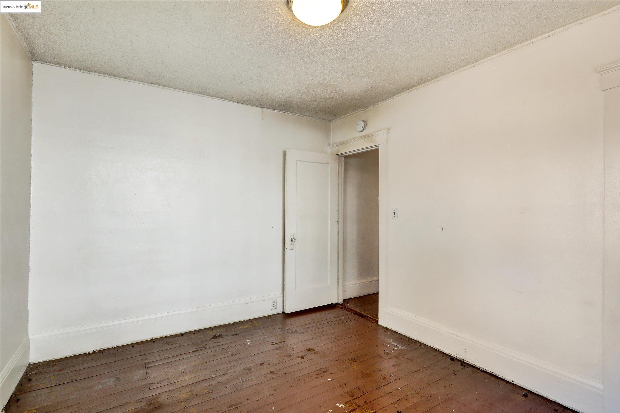 Detail Gallery Image 17 of 60 For 2506 61st Ave, Oakland,  CA 94605 - 2 Beds | 1 Baths