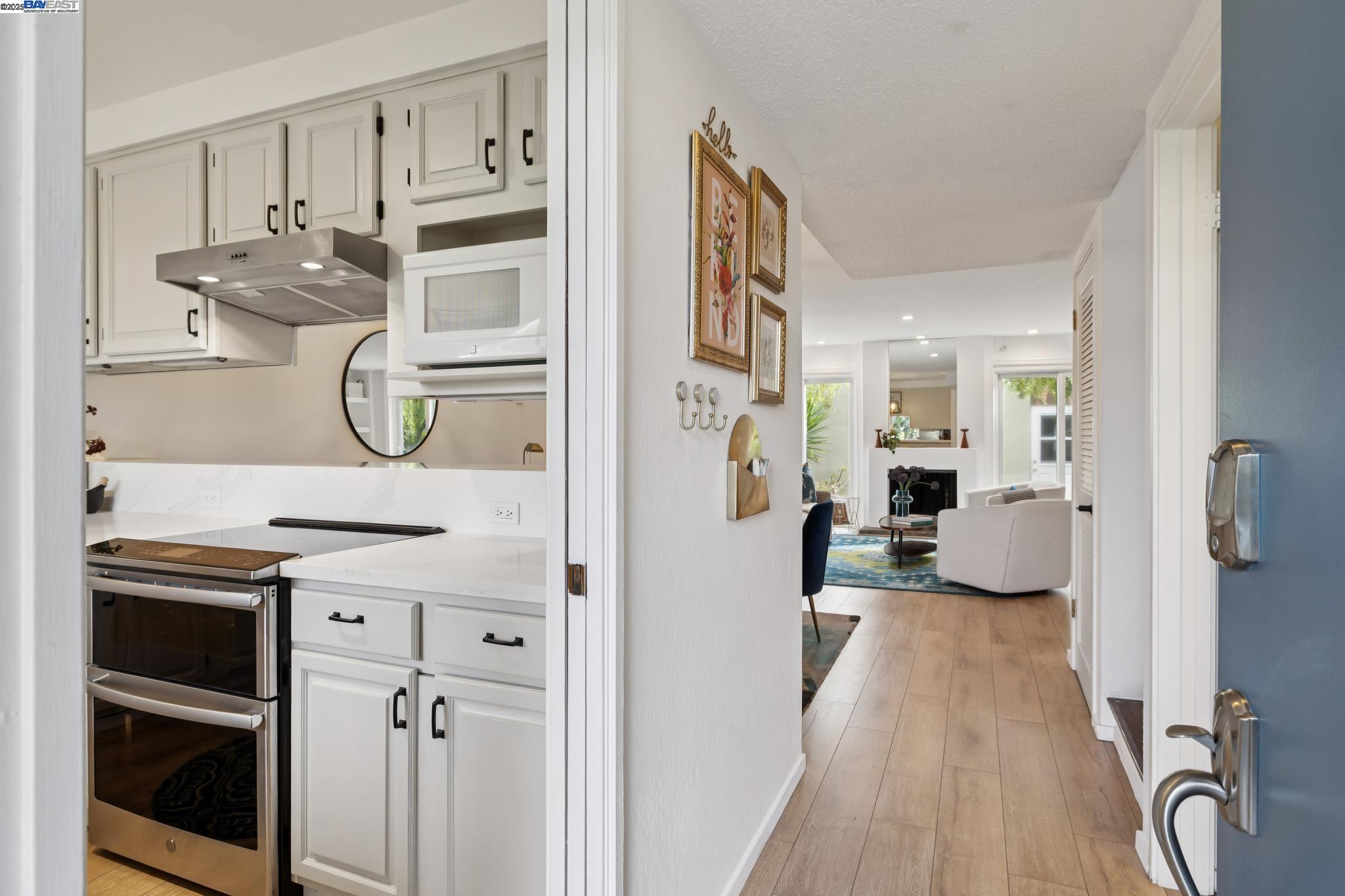 Photo #6: 41110632 Listing 