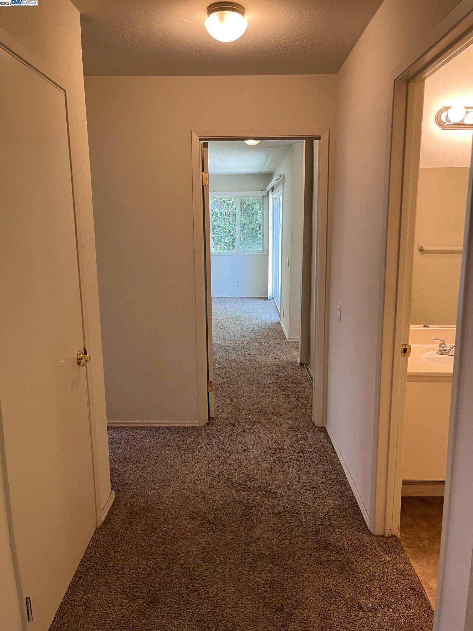 Detail Gallery Image 20 of 24 For 4205 Mairmont Dr, Pleasanton,  CA 94566 - 4 Beds | 2 Baths