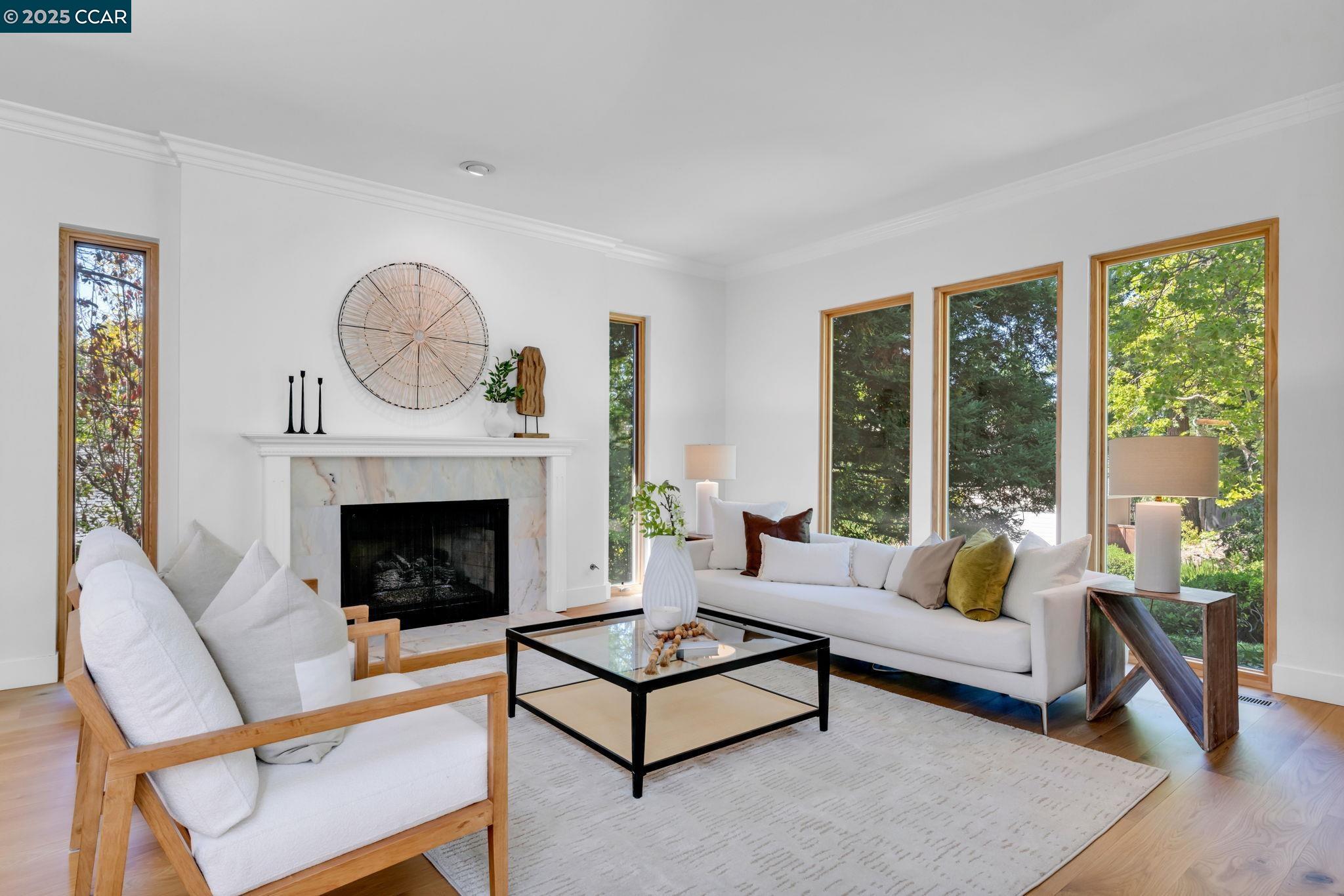 Detail Gallery Image 8 of 54 For 3466 Silver Maple Dr, Danville,  CA 94506 - 4 Beds | 3 Baths