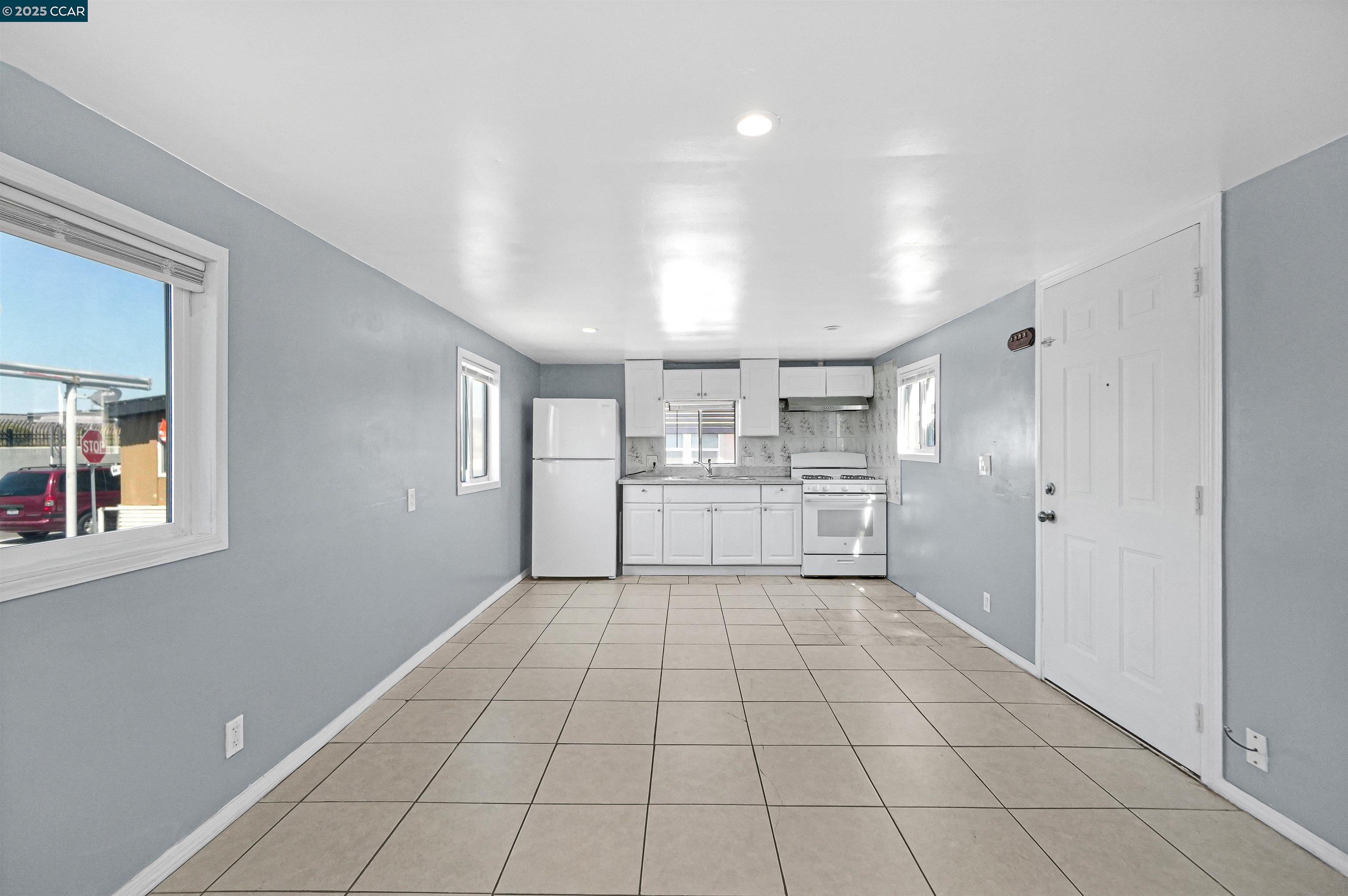 Detail Gallery Image 11 of 26 For 1153 Rumrill Blvd #17,  San Pablo,  CA 94806 - 2 Beds | 1 Baths