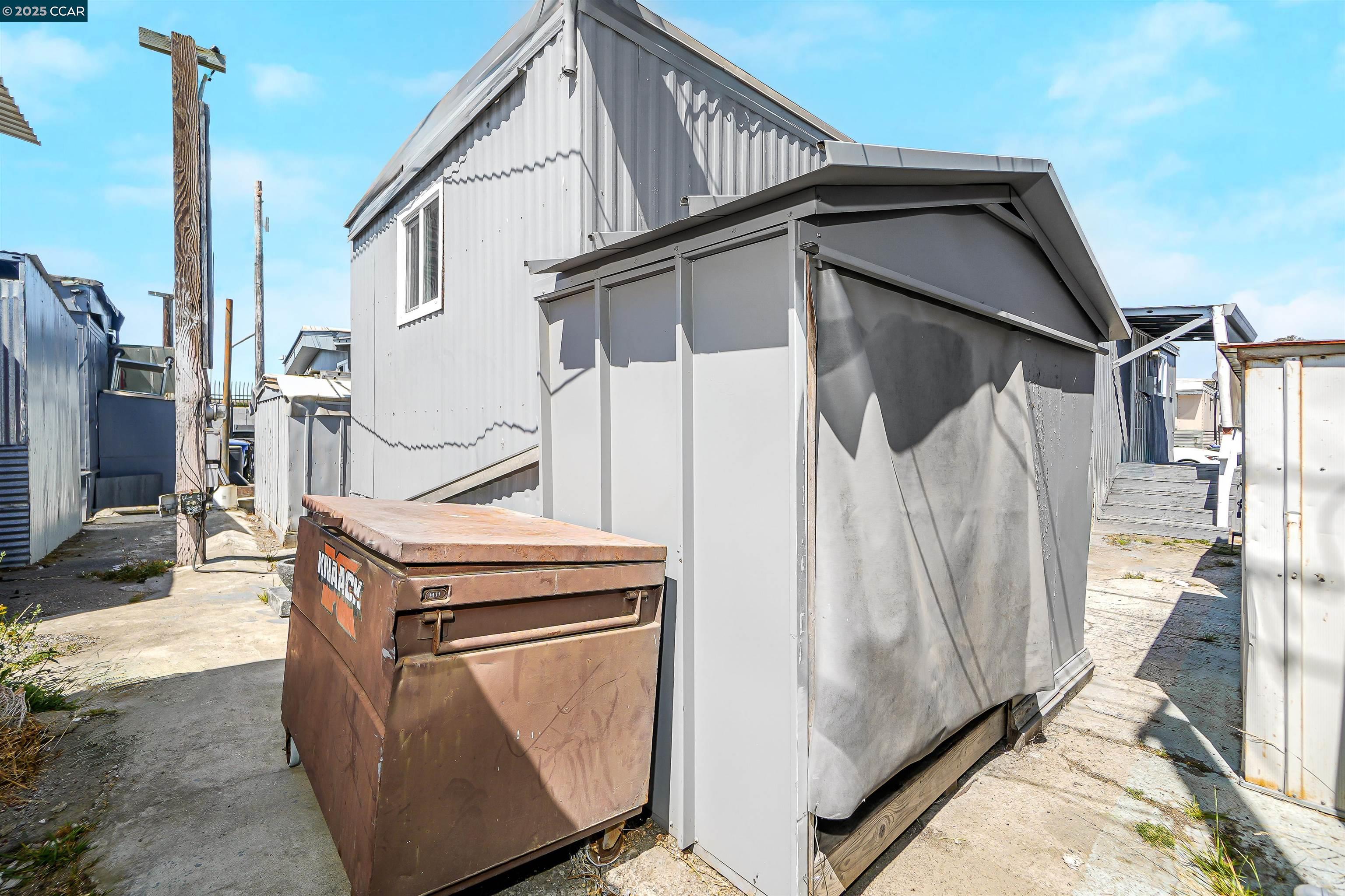 Detail Gallery Image 7 of 26 For 1153 Rumrill Blvd #17,  San Pablo,  CA 94806 - 2 Beds | 1 Baths