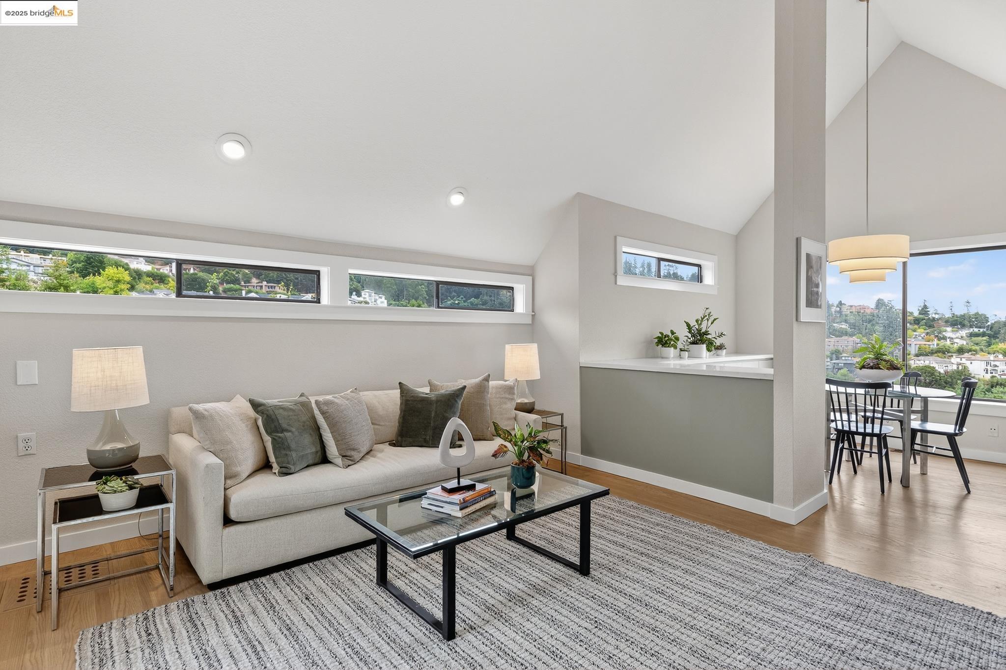 Detail Gallery Image 25 of 60 For 6475 Swainland Rd, Oakland,  CA 94611 - 3 Beds | 3 Baths