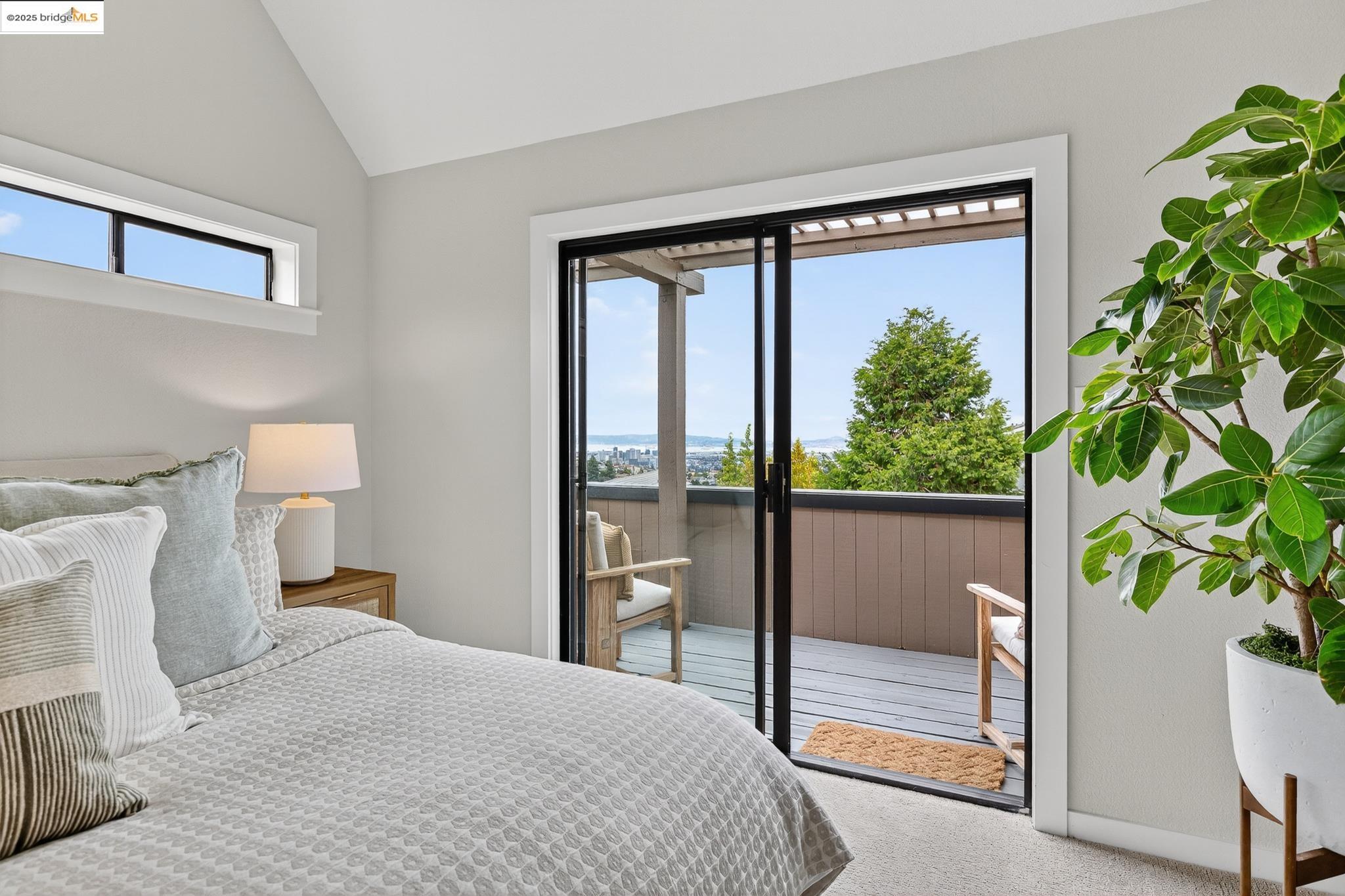 Detail Gallery Image 37 of 60 For 6475 Swainland Rd, Oakland,  CA 94611 - 3 Beds | 3 Baths