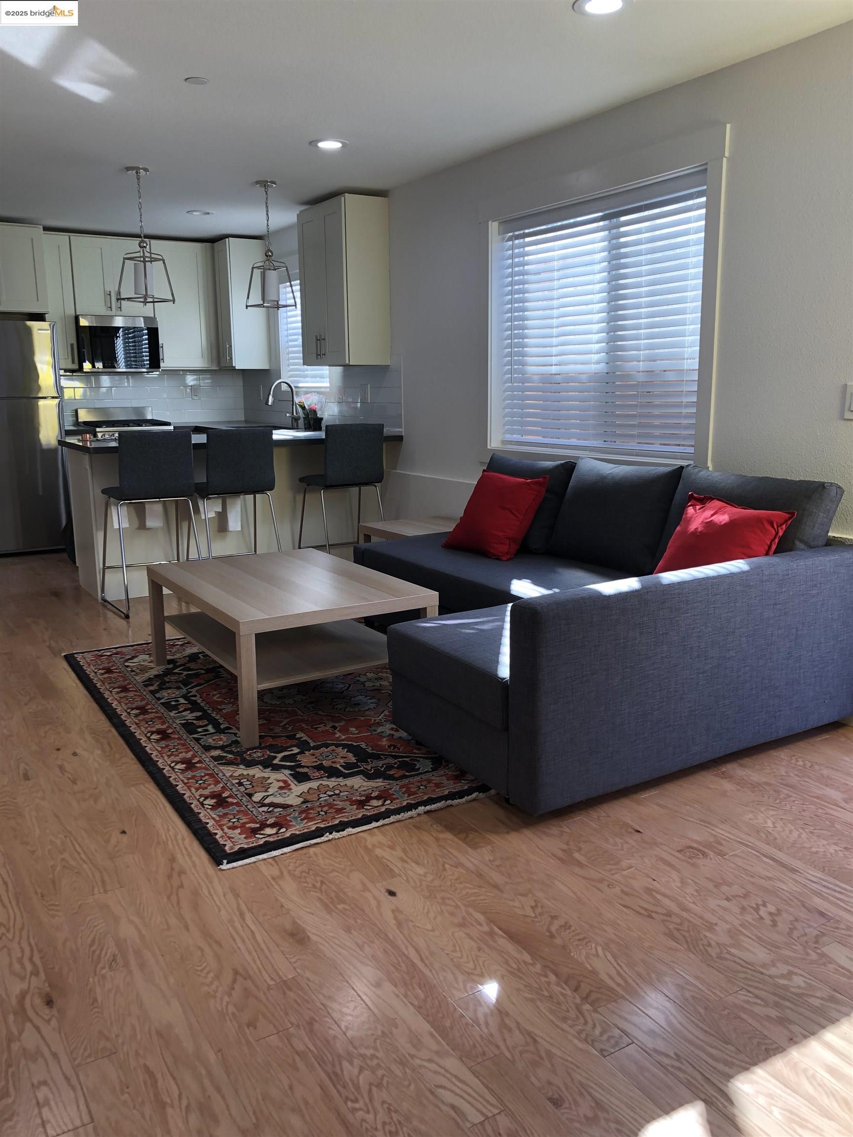 Detail Gallery Image 22 of 38 For 1628 Tyler St, Berkeley,  CA 94703 - – Beds | – Baths
