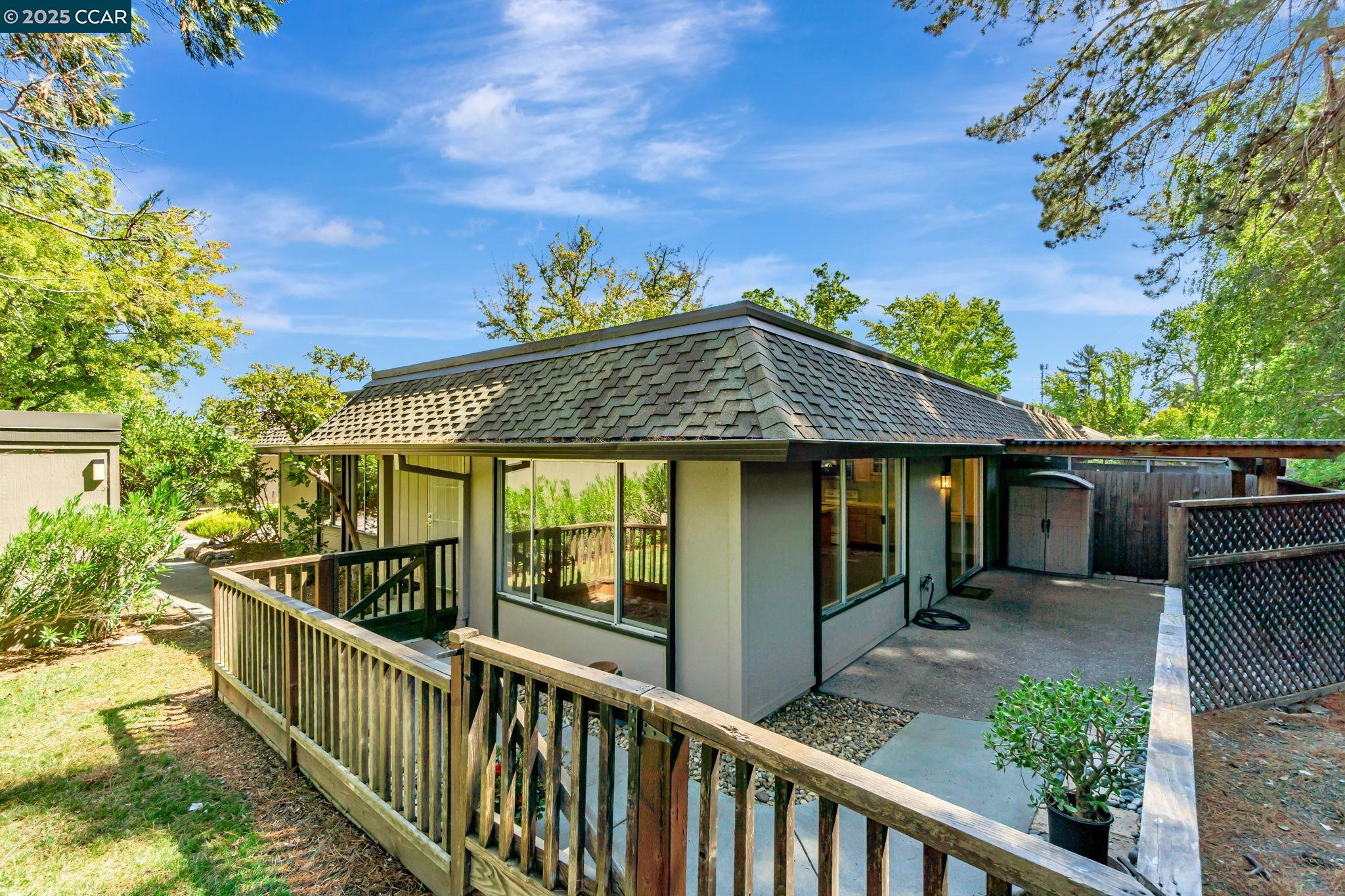 Photo #5: 41110647 Listing 