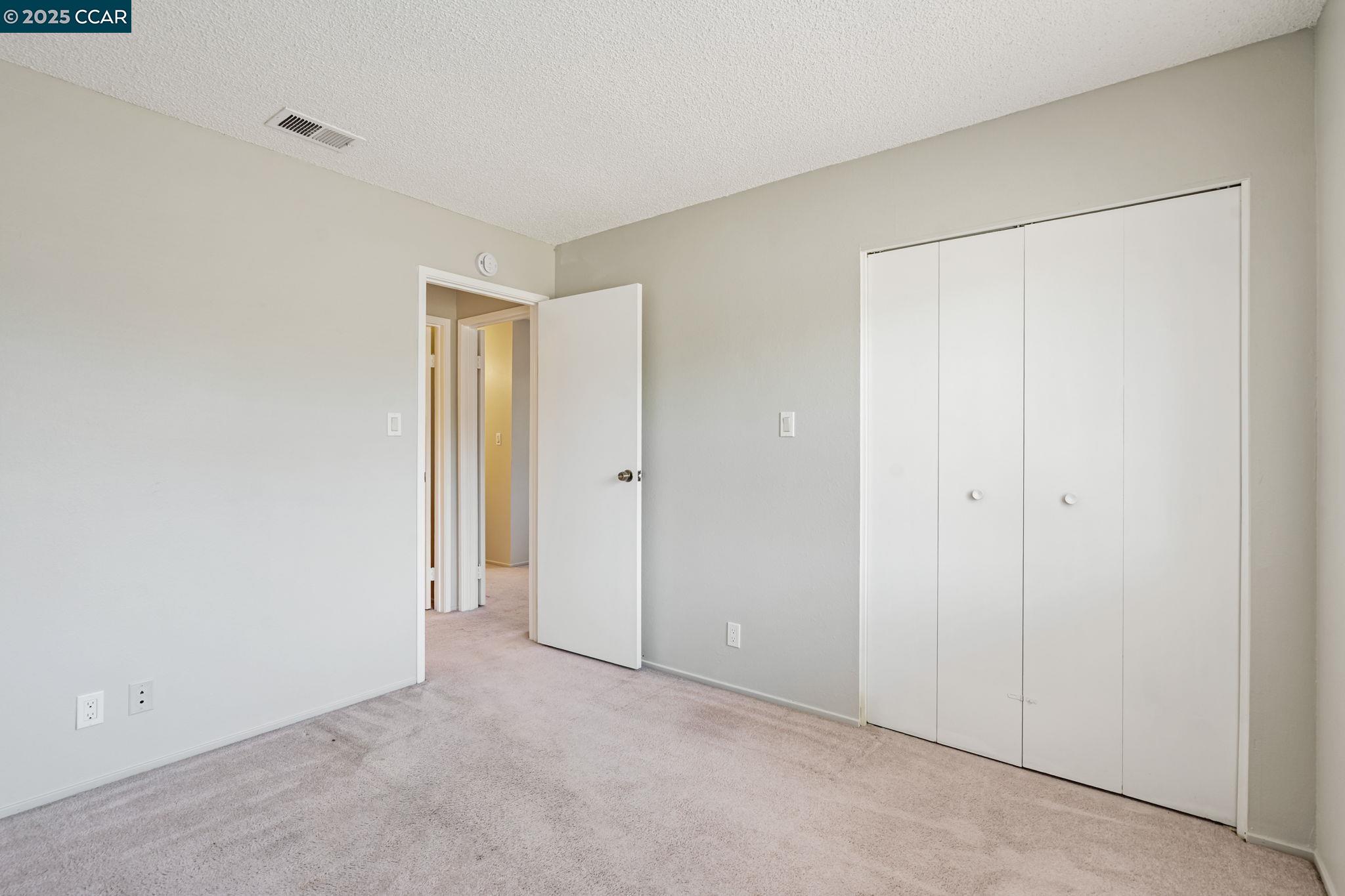 Photo #17: 41110648 Listing: Photo #17