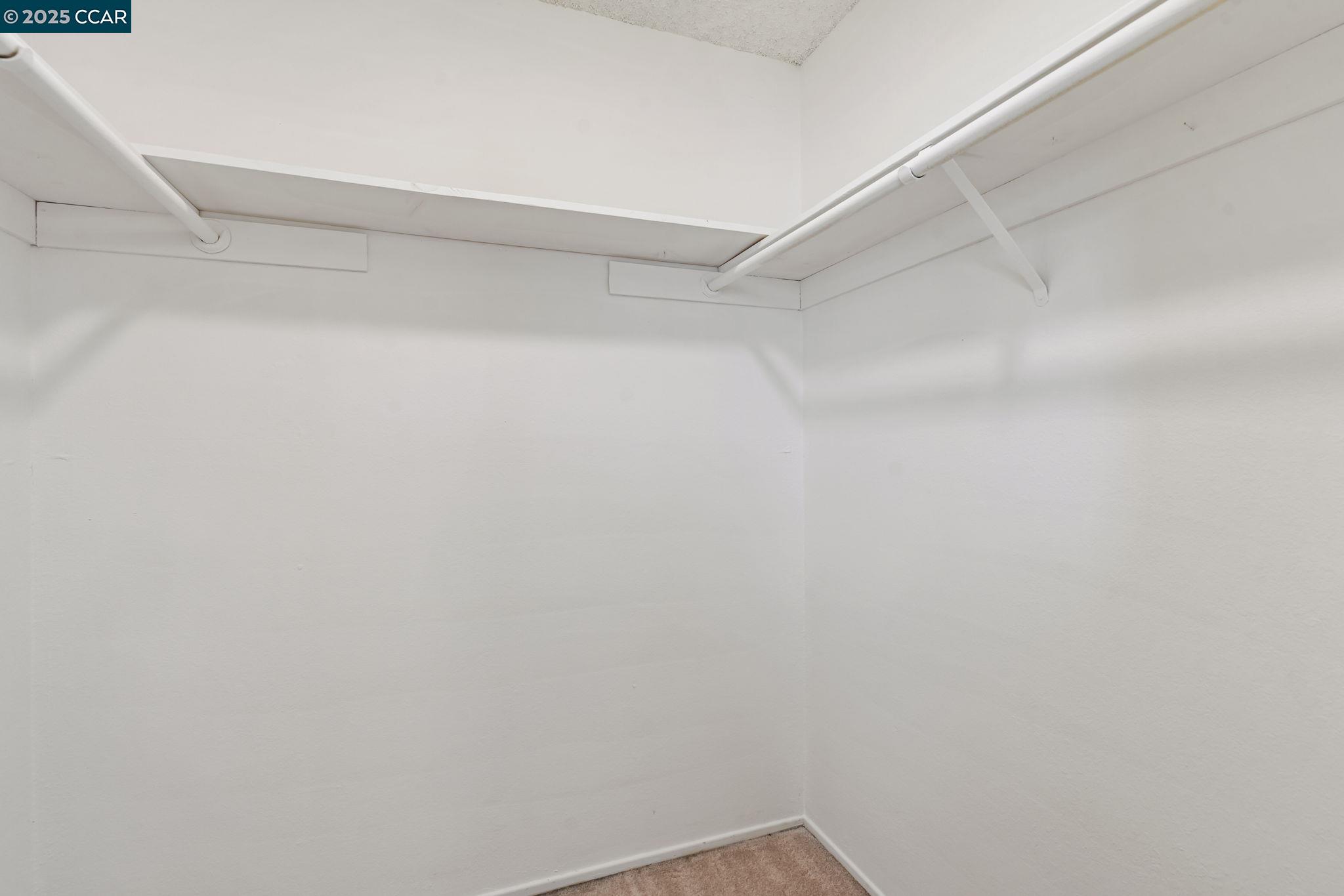 Photo #18: 41110648 Listing: Photo #18
