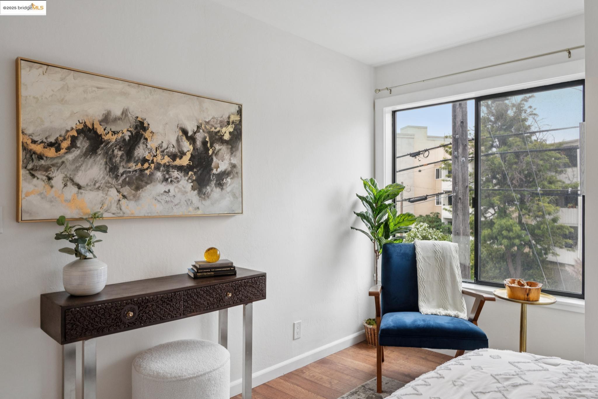 Detail Gallery Image 19 of 32 For 696 Athol Ave #203,  Oakland,  CA 94610 - 2 Beds | 2 Baths