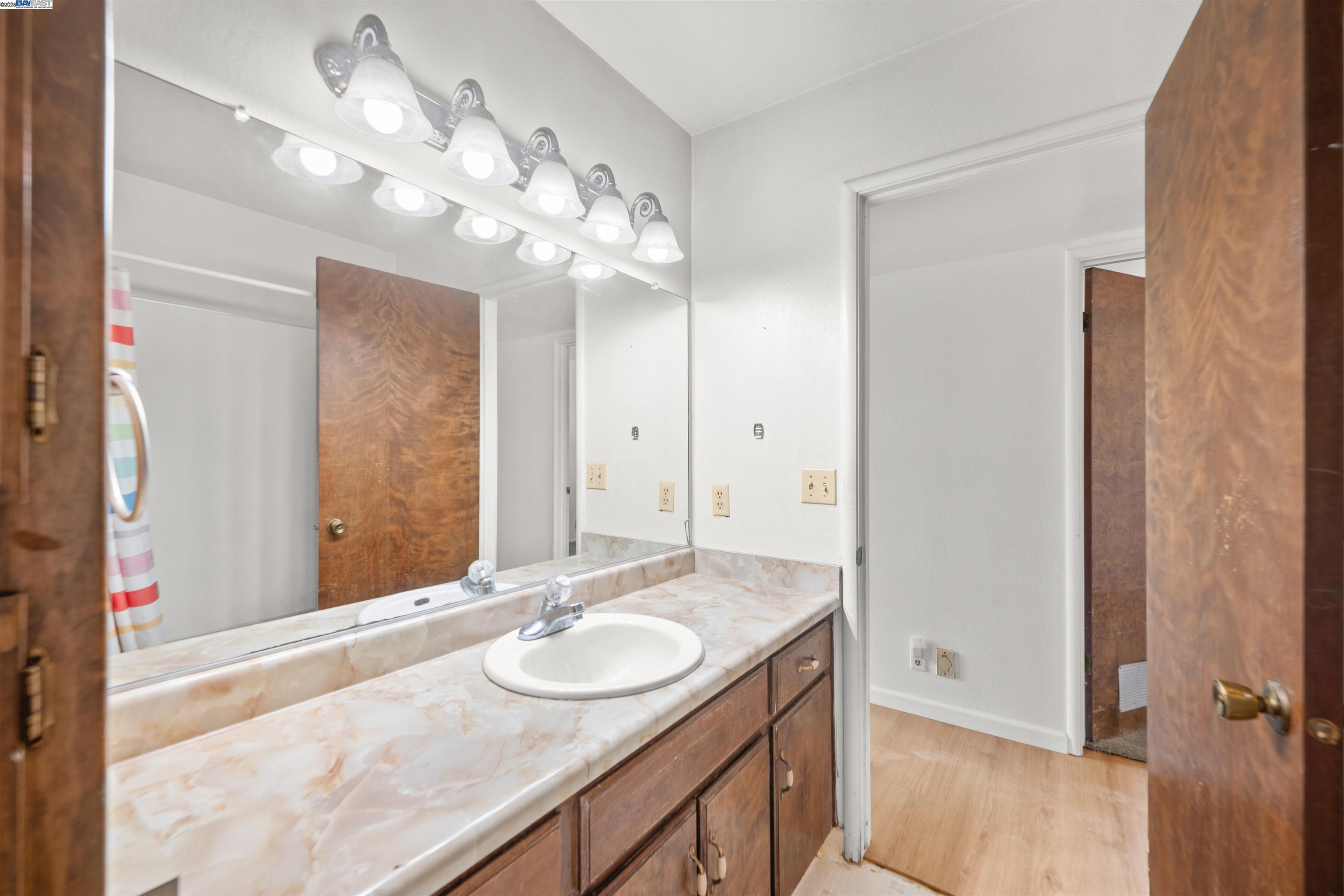 Detail Gallery Image 21 of 56 For 4653 Wheatland Rd, Wheatland,  CA 95692 - 4 Beds | 2 Baths