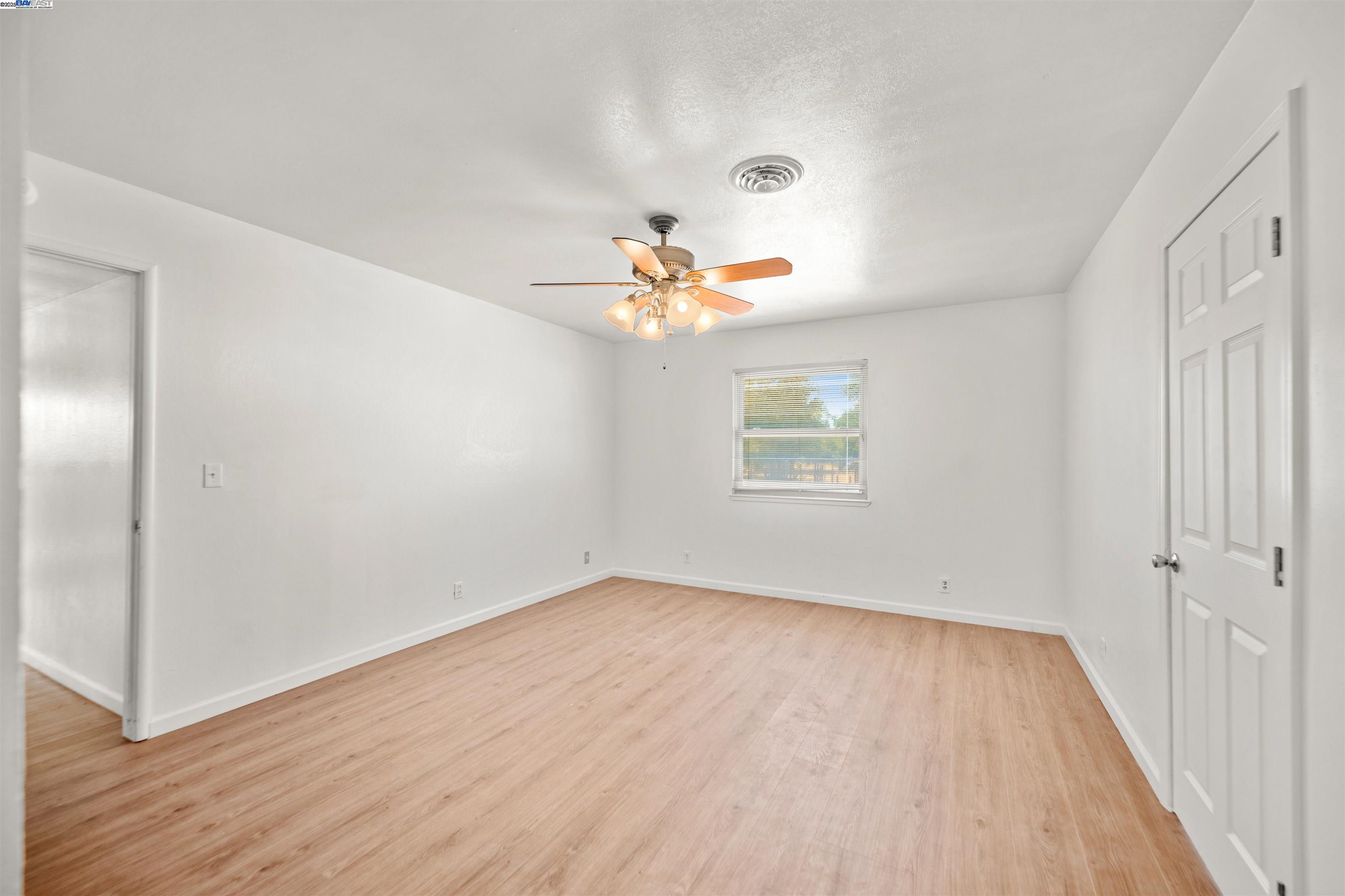 Detail Gallery Image 30 of 56 For 4653 Wheatland Rd, Wheatland,  CA 95692 - 4 Beds | 2 Baths