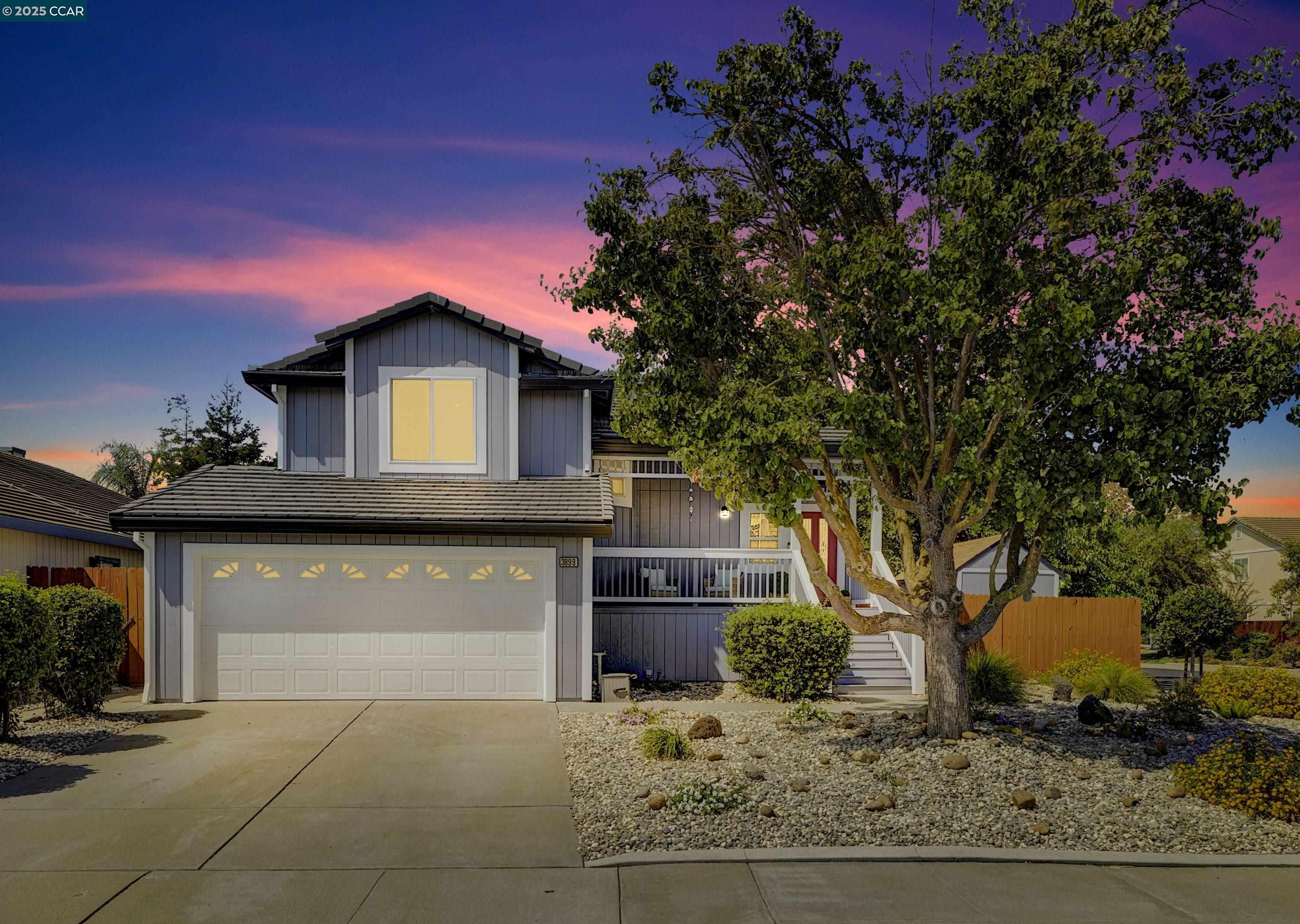 Detail Gallery Image 2 of 60 For 3899 Creekside Way, Oakley,  CA 94561 - 4 Beds | 2/1 Baths