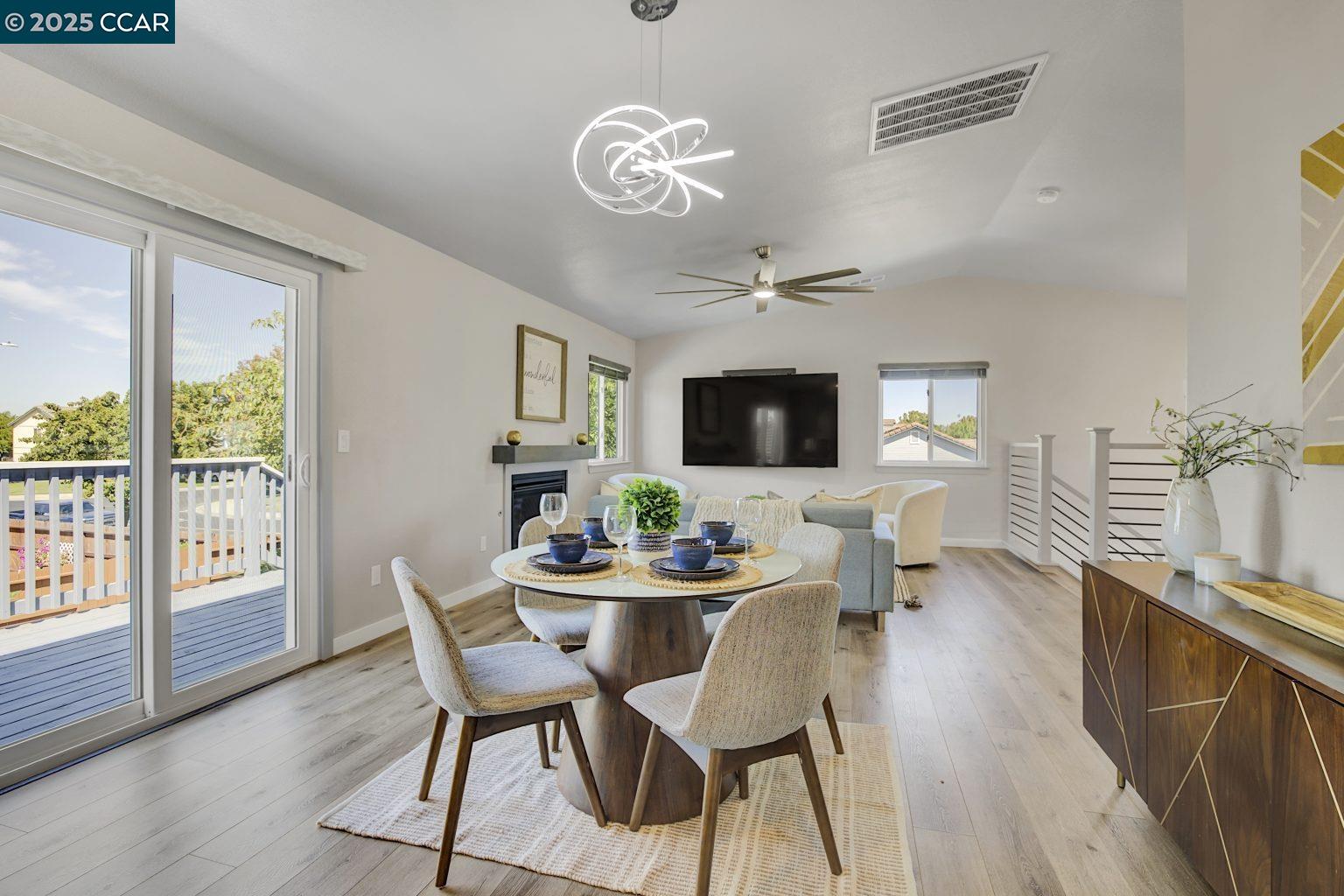 Detail Gallery Image 10 of 60 For 3899 Creekside Way, Oakley,  CA 94561 - 4 Beds | 2/1 Baths