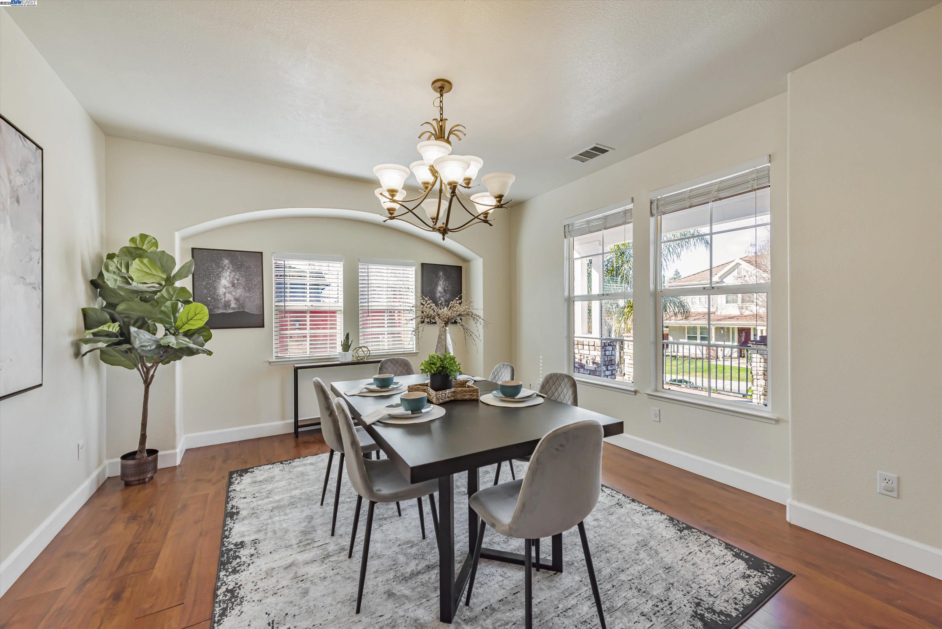 Detail Gallery Image 21 of 43 For 3109 Vista Lane, Hayward,  CA 94541 - 6 Beds | 3 Baths