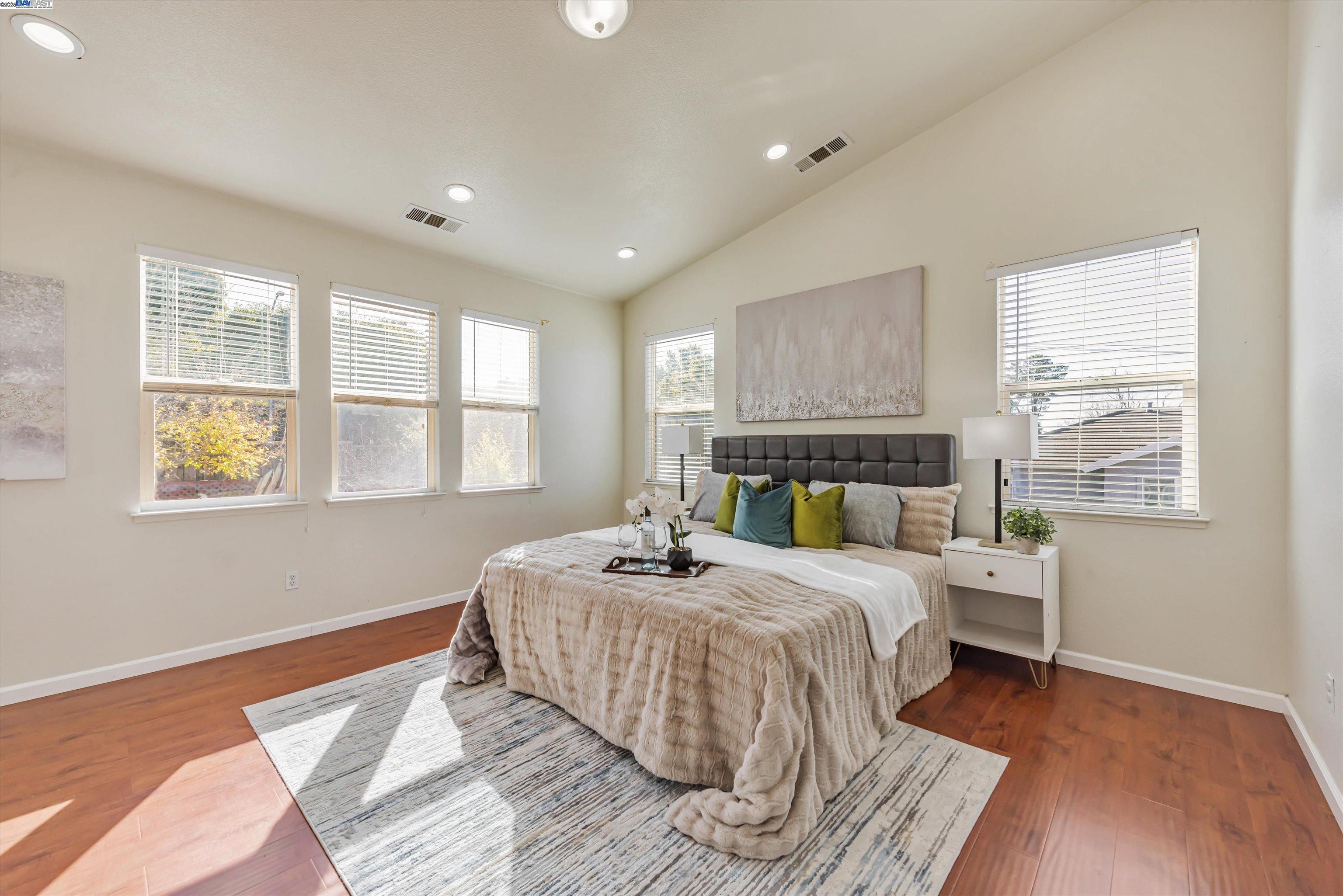 Detail Gallery Image 23 of 43 For 3109 Vista Lane, Hayward,  CA 94541 - 6 Beds | 3 Baths