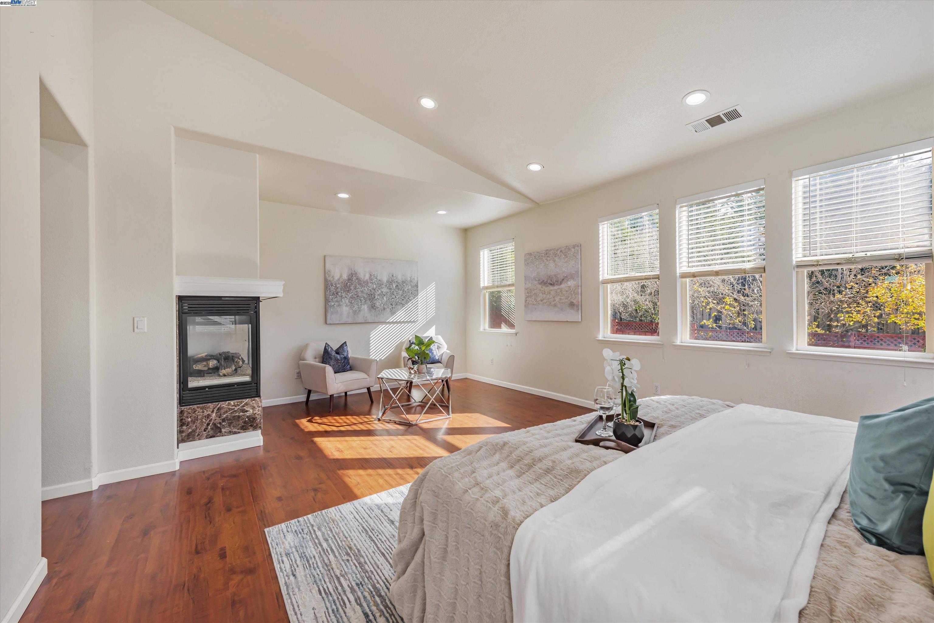 Detail Gallery Image 24 of 43 For 3109 Vista Lane, Hayward,  CA 94541 - 6 Beds | 3 Baths