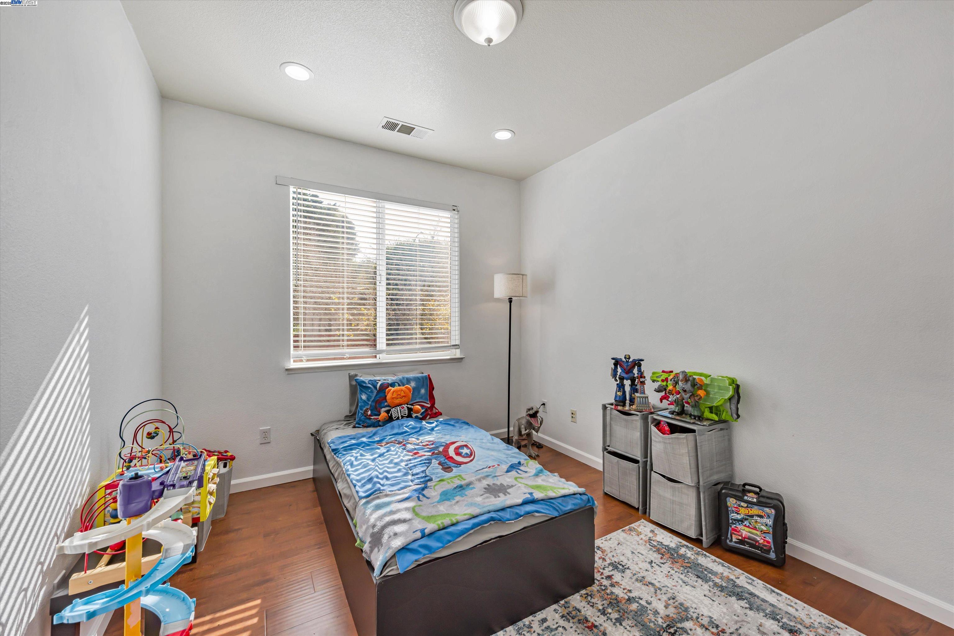 Detail Gallery Image 31 of 43 For 3109 Vista Lane, Hayward,  CA 94541 - 6 Beds | 3 Baths