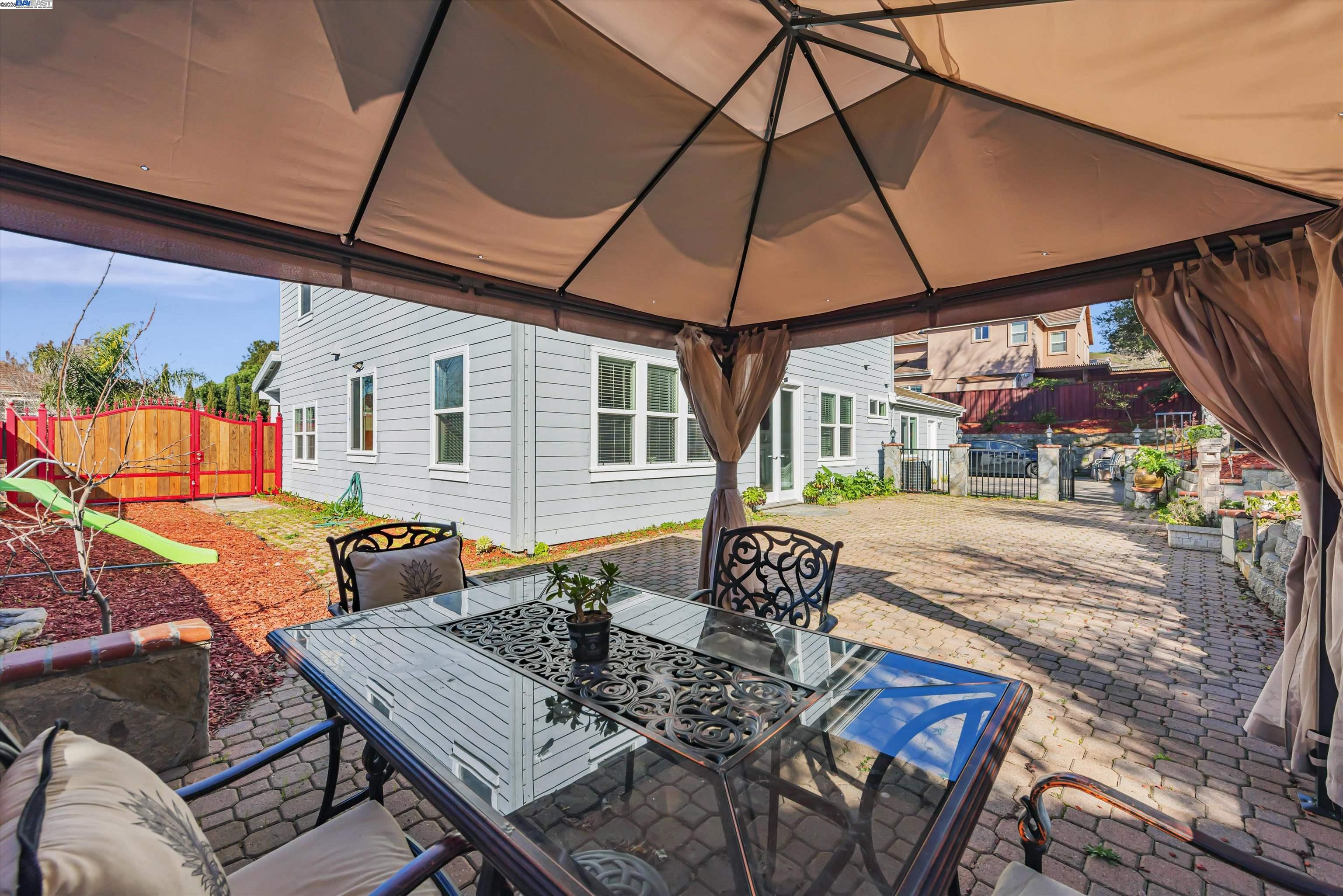 Detail Gallery Image 40 of 43 For 3109 Vista Lane, Hayward,  CA 94541 - 6 Beds | 3 Baths