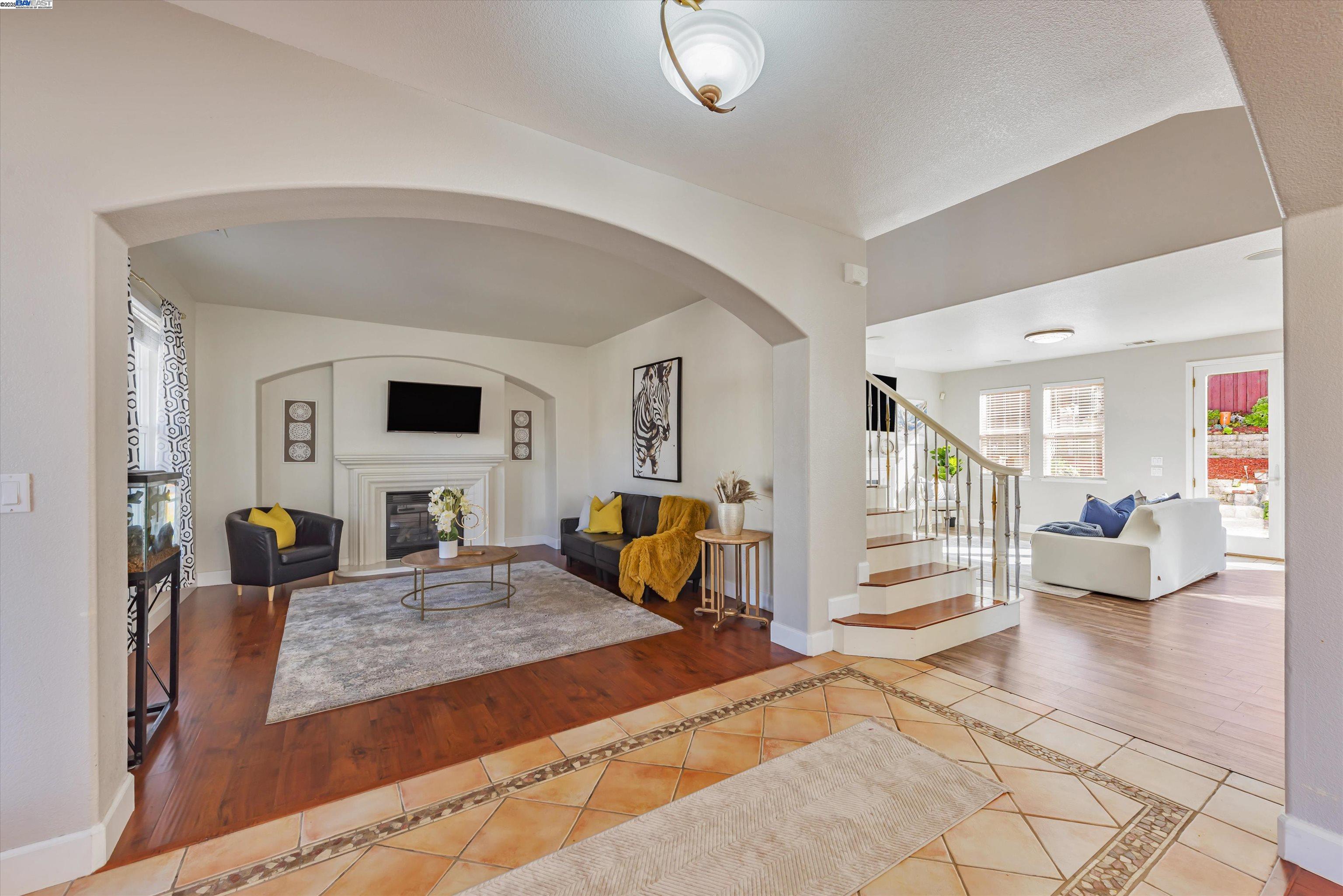 Detail Gallery Image 7 of 43 For 3109 Vista Lane, Hayward,  CA 94541 - 6 Beds | 3 Baths