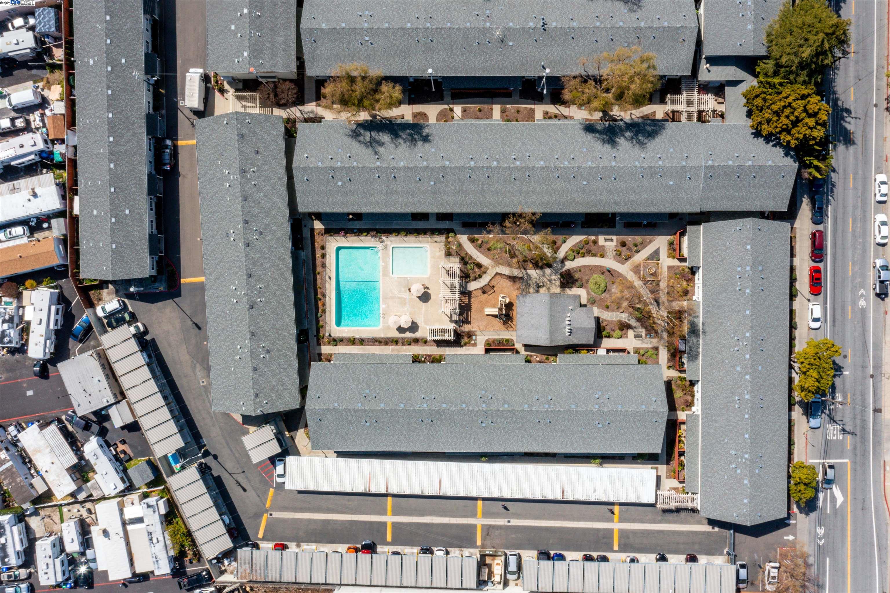 Detail Gallery Image 24 of 30 For 670 Fargo Ave #8,  San Leandro,  CA 94579 - 3 Beds | 3 Baths