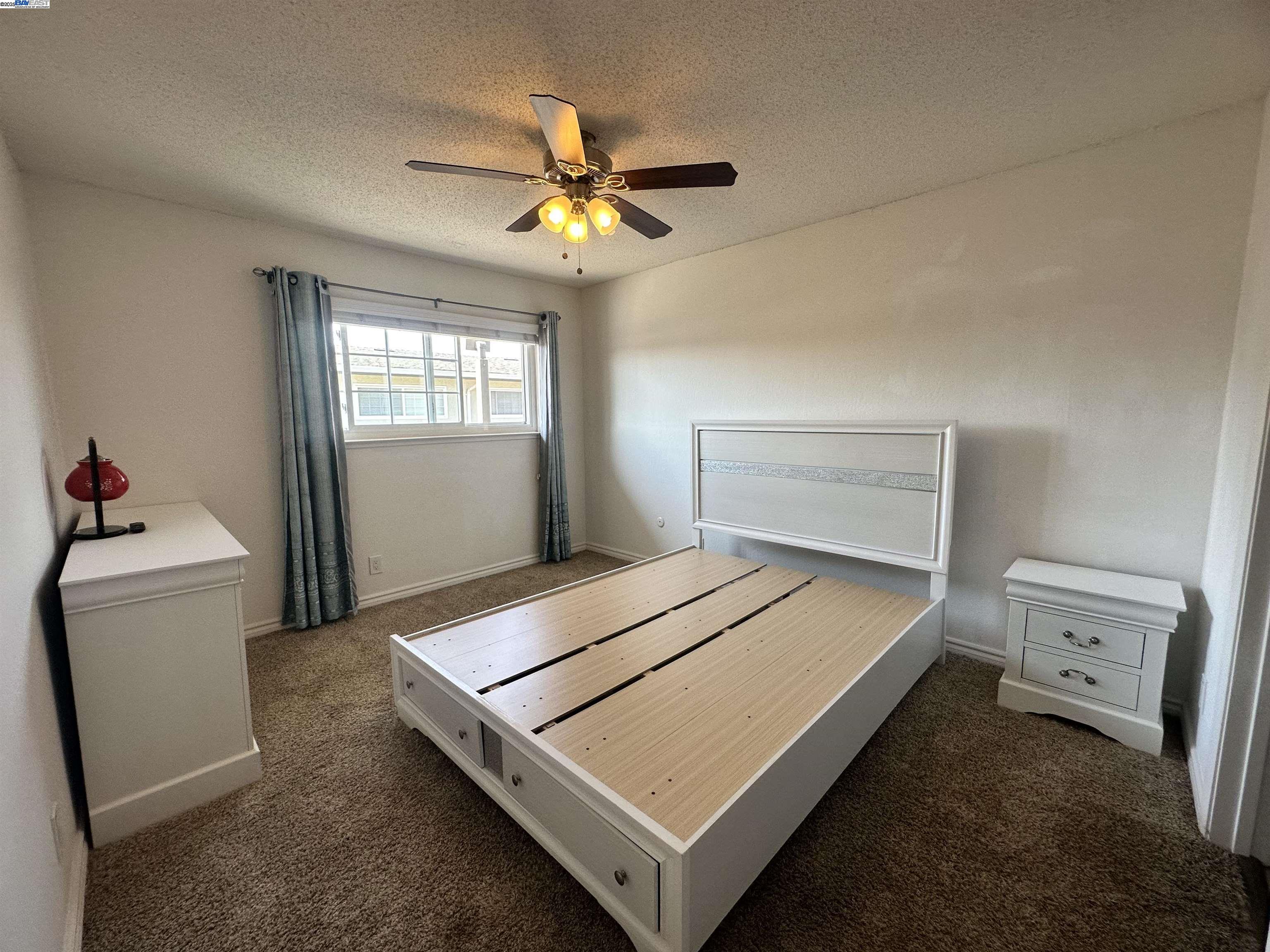Detail Gallery Image 7 of 30 For 670 Fargo Ave #8,  San Leandro,  CA 94579 - 3 Beds | 3 Baths