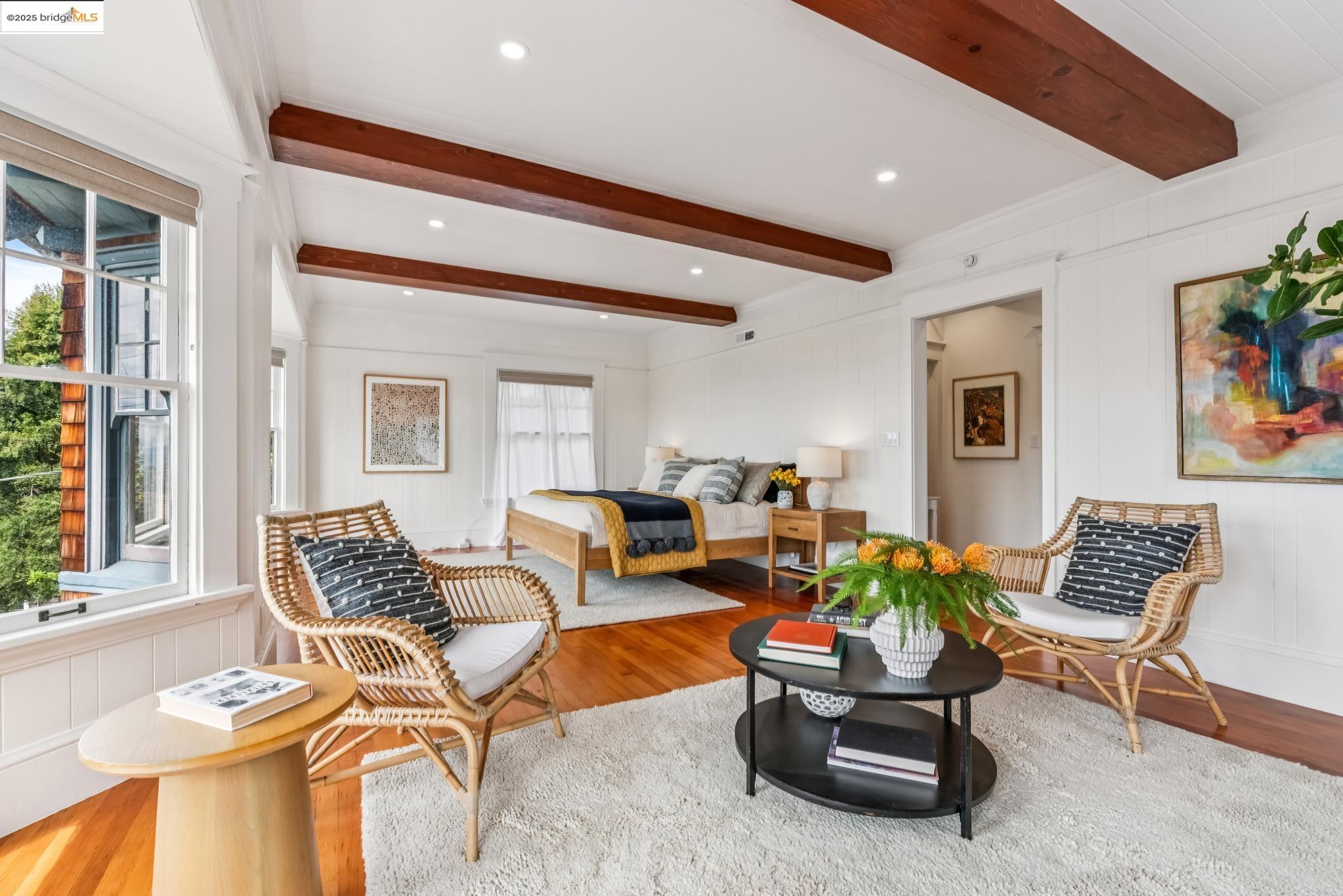 Detail Gallery Image 28 of 60 For 60 Panoramic Way, Berkeley,  CA 94704 - 5 Beds | 4/1 Baths