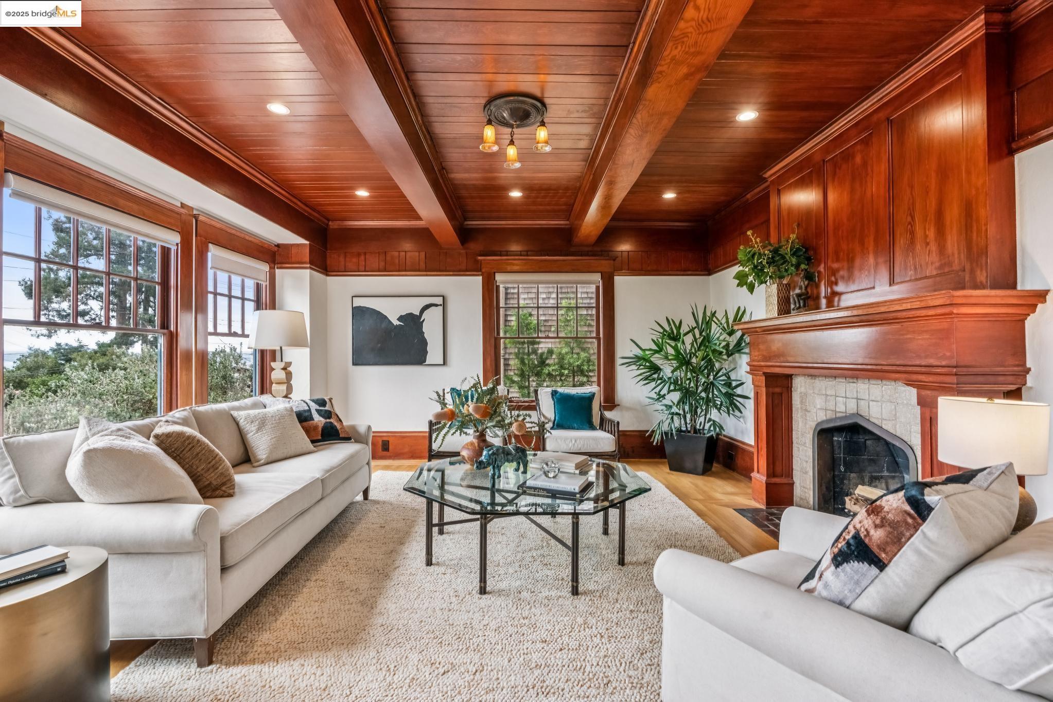 Detail Gallery Image 5 of 60 For 60 Panoramic Way, Berkeley,  CA 94704 - 5 Beds | 4/1 Baths