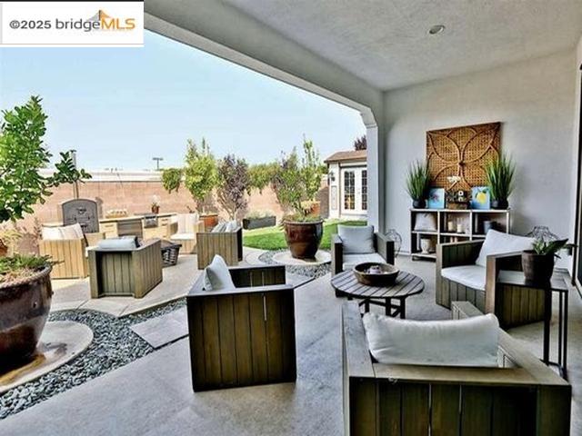 Detail Gallery Image 19 of 31 For 364 Bridgewater Dr, Brentwood,  CA 94513 - 4 Beds | 3/1 Baths