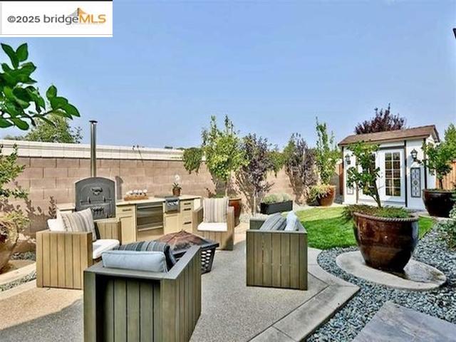 Detail Gallery Image 20 of 31 For 364 Bridgewater Dr, Brentwood,  CA 94513 - 4 Beds | 3/1 Baths
