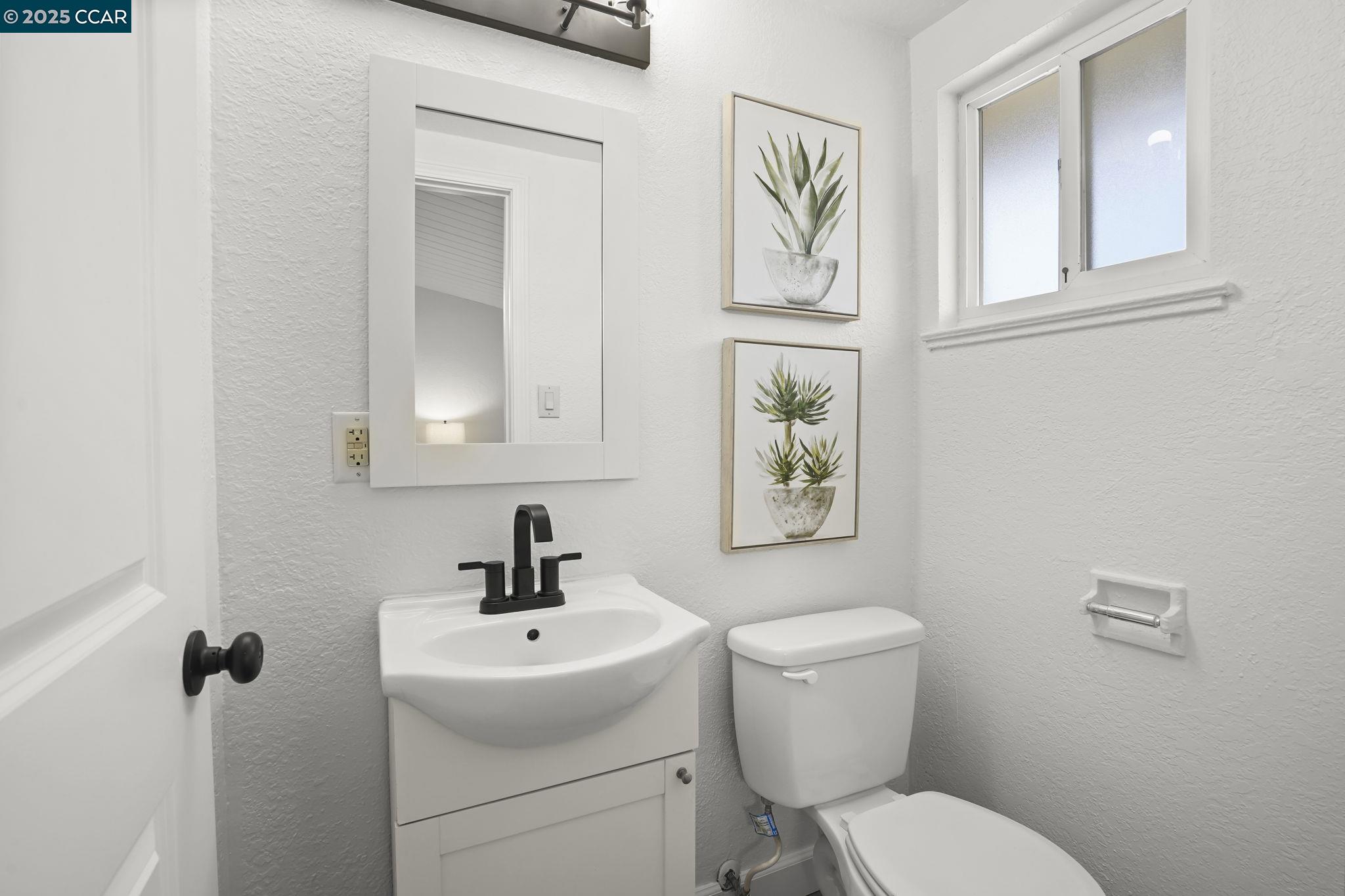 Detail Gallery Image 15 of 35 For 2206 Gehringer Dr, Concord,  CA 94520 - 4 Beds | 3 Baths