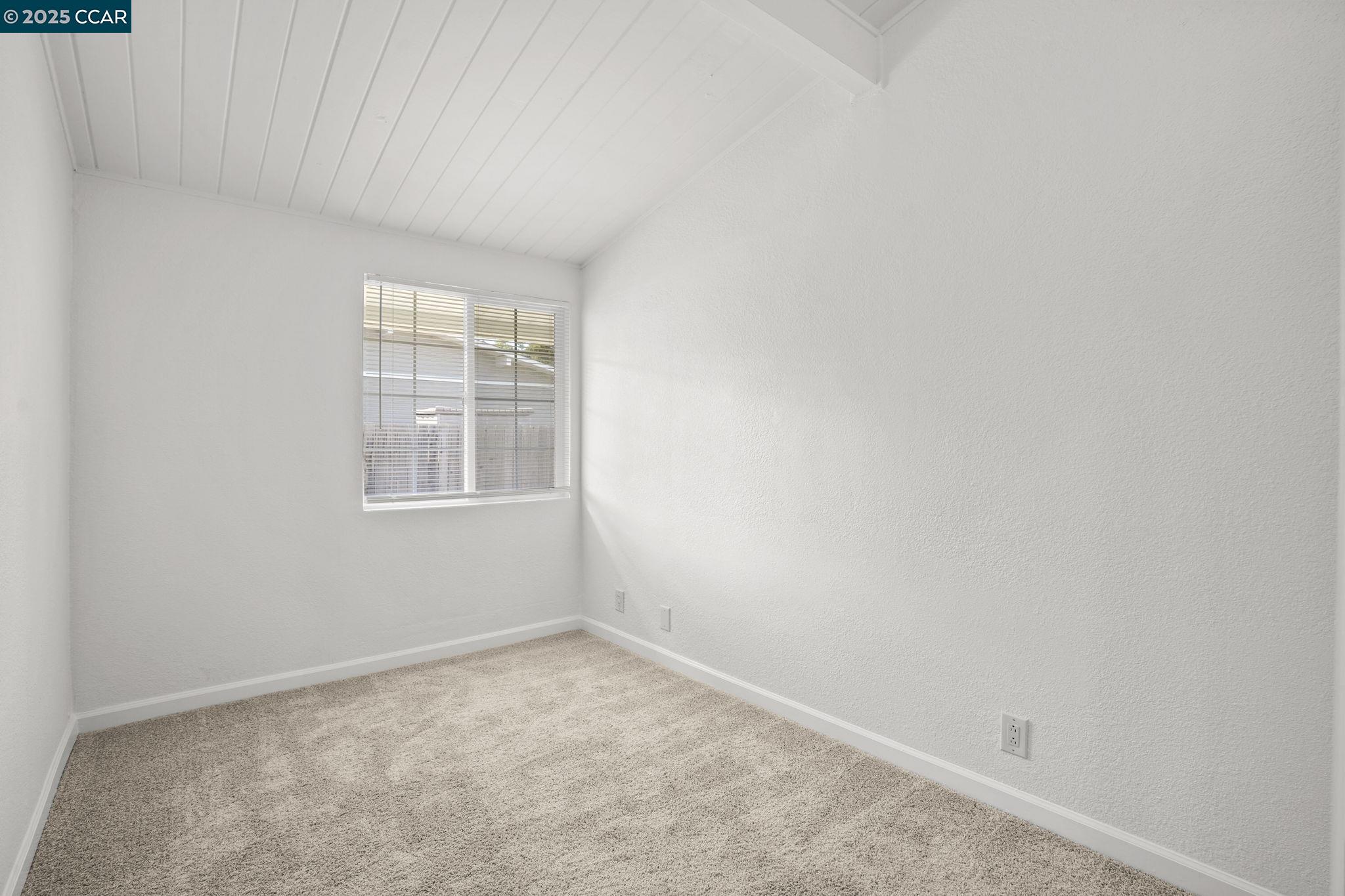 Detail Gallery Image 18 of 35 For 2206 Gehringer Dr, Concord,  CA 94520 - 4 Beds | 3 Baths