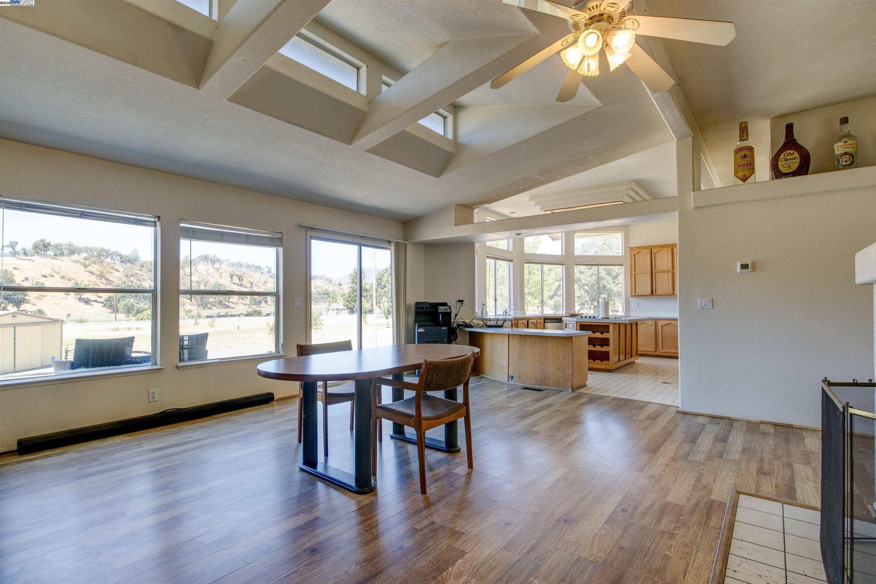 Detail Gallery Image 6 of 30 For 7878 Butts Canyon Road, Pope Valley,  CA 94567 - 3 Beds | 2 Baths