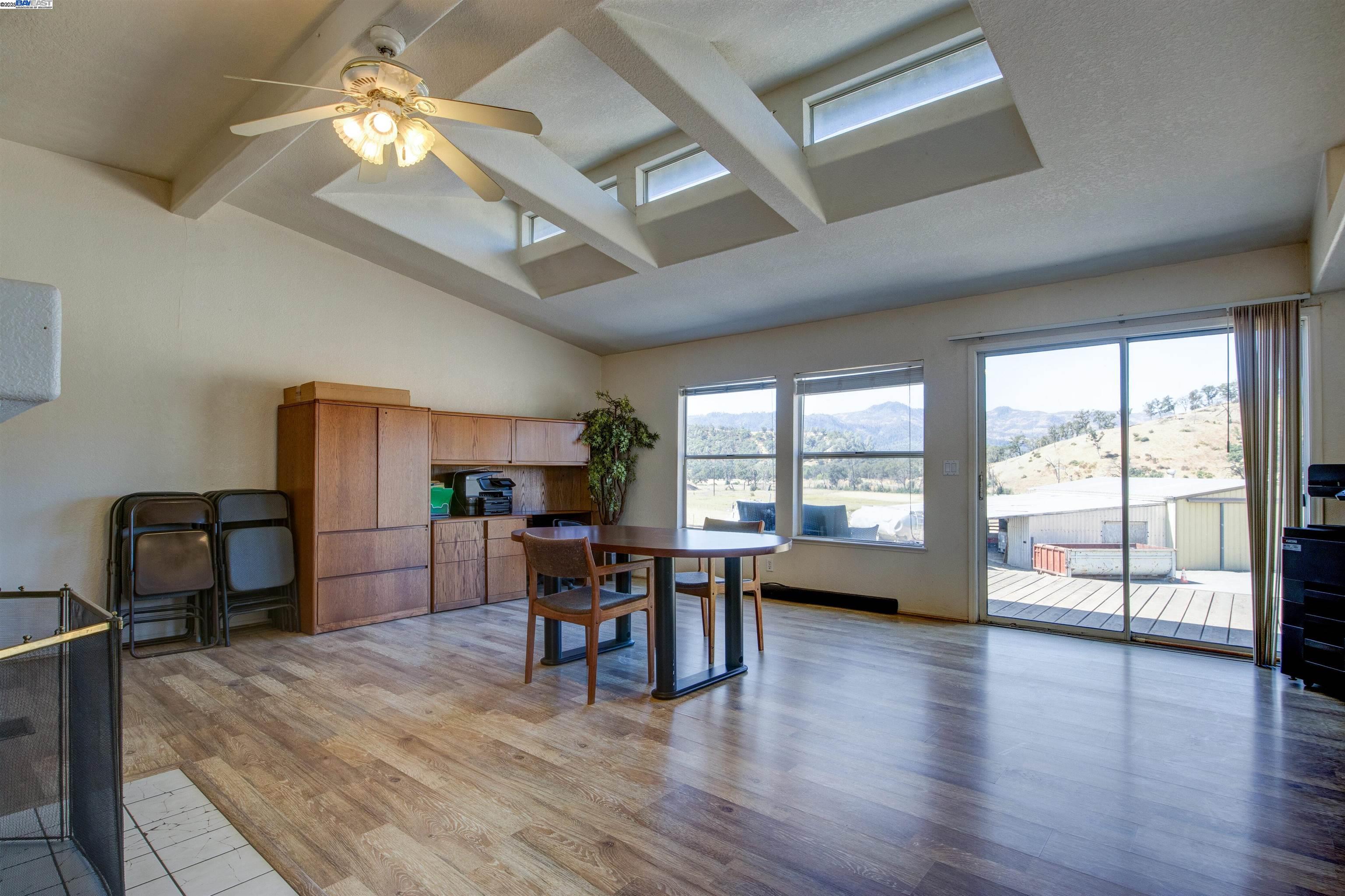 Detail Gallery Image 7 of 30 For 7878 Butts Canyon Road, Pope Valley,  CA 94567 - 3 Beds | 2 Baths