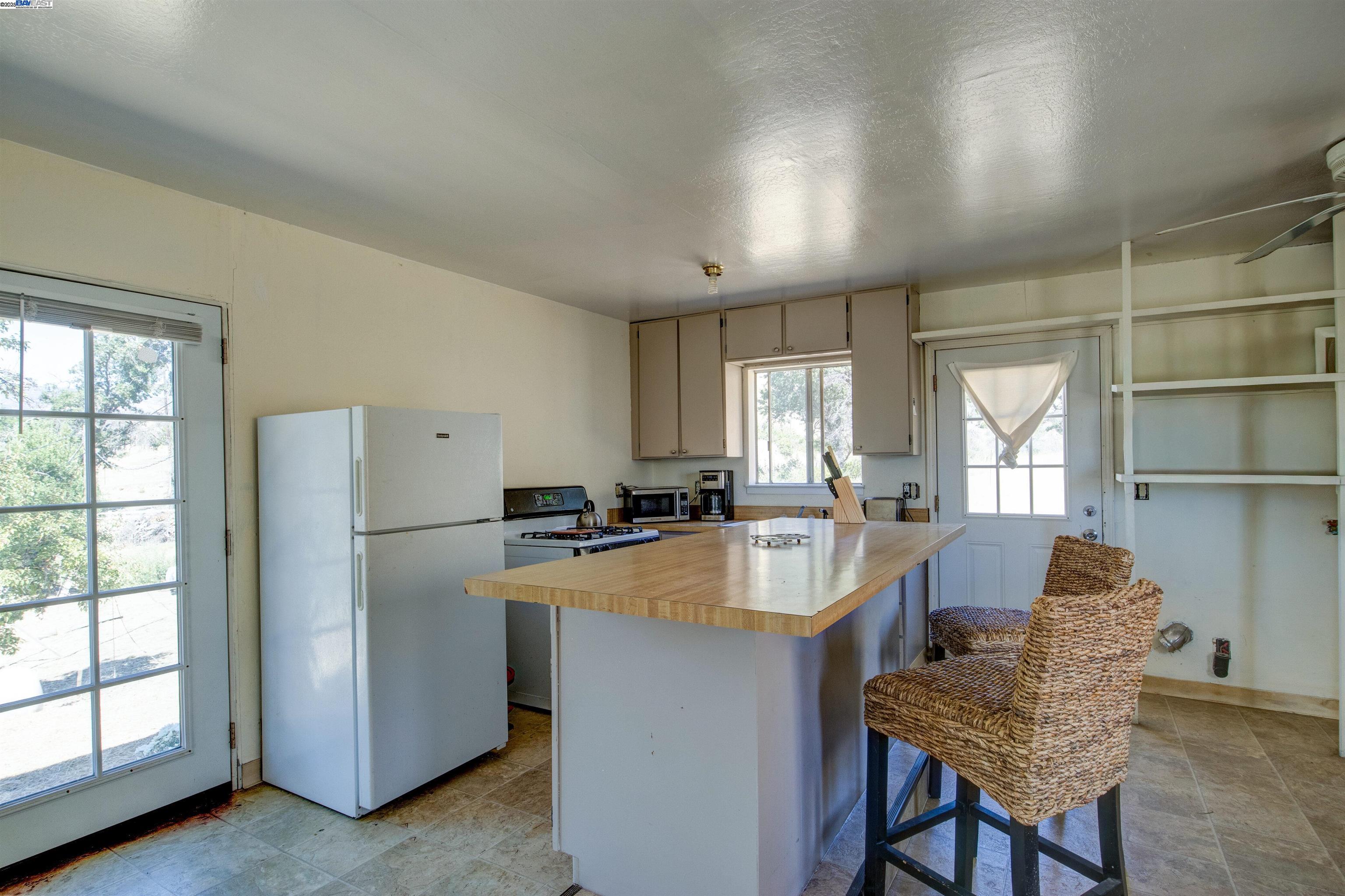 Detail Gallery Image 10 of 30 For 7878 Butts Canyon Road, Pope Valley,  CA 94567 - 3 Beds | 2 Baths