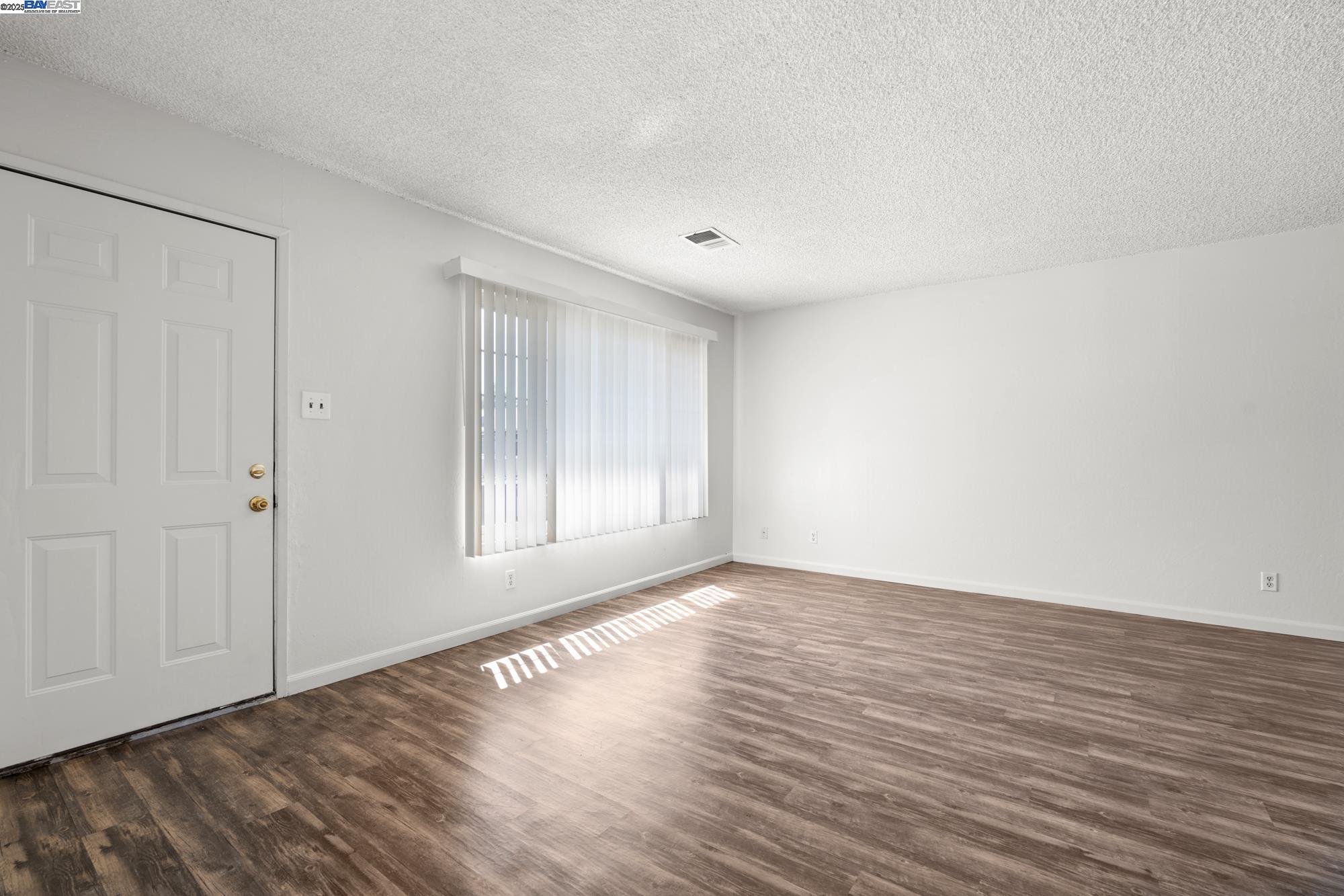 Photo #6: 41110671 Listing 