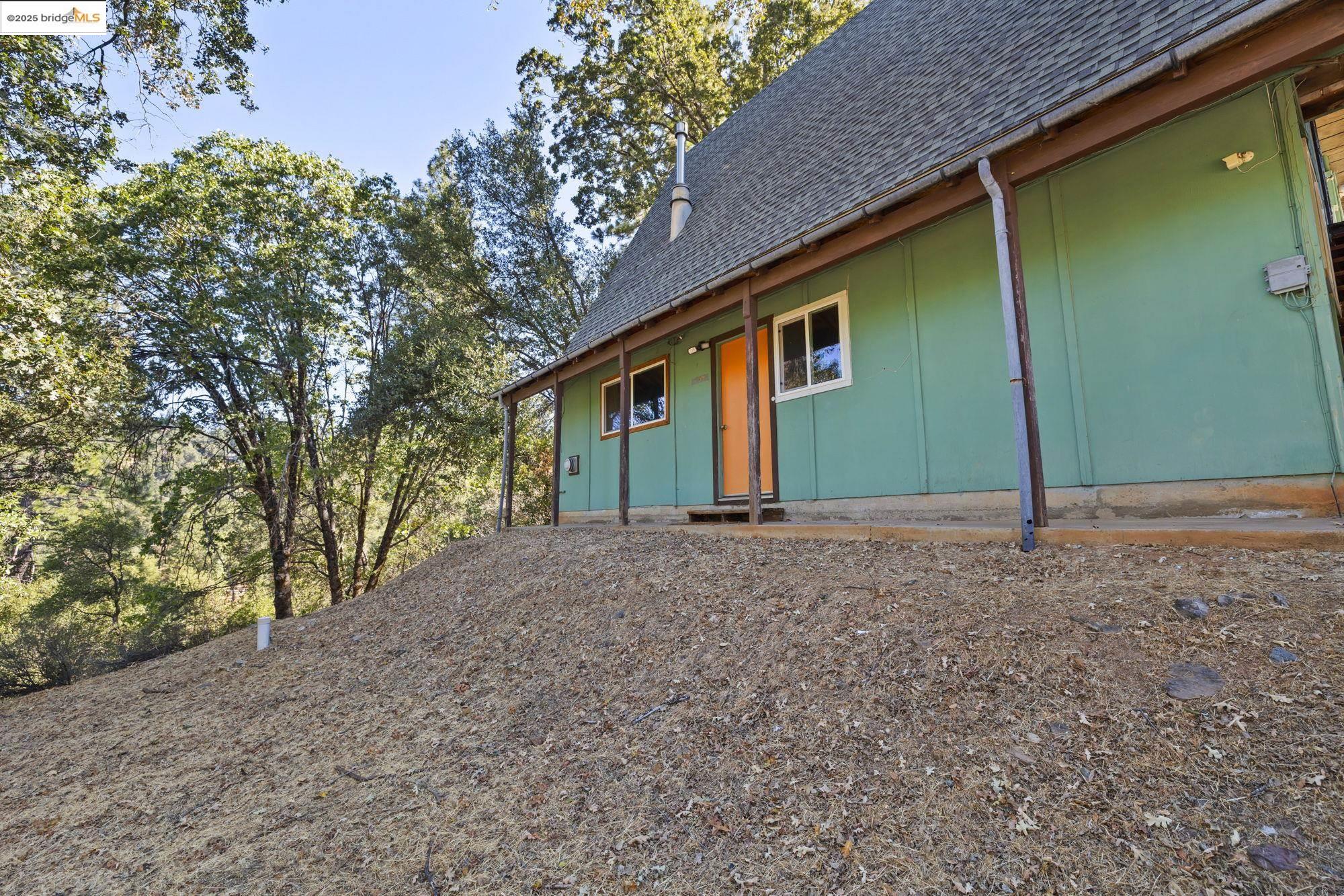 Detail Gallery Image 25 of 46 For 20738 Ponderosa Way, Tuolumne,  CA 95379 - 3 Beds | 3 Baths