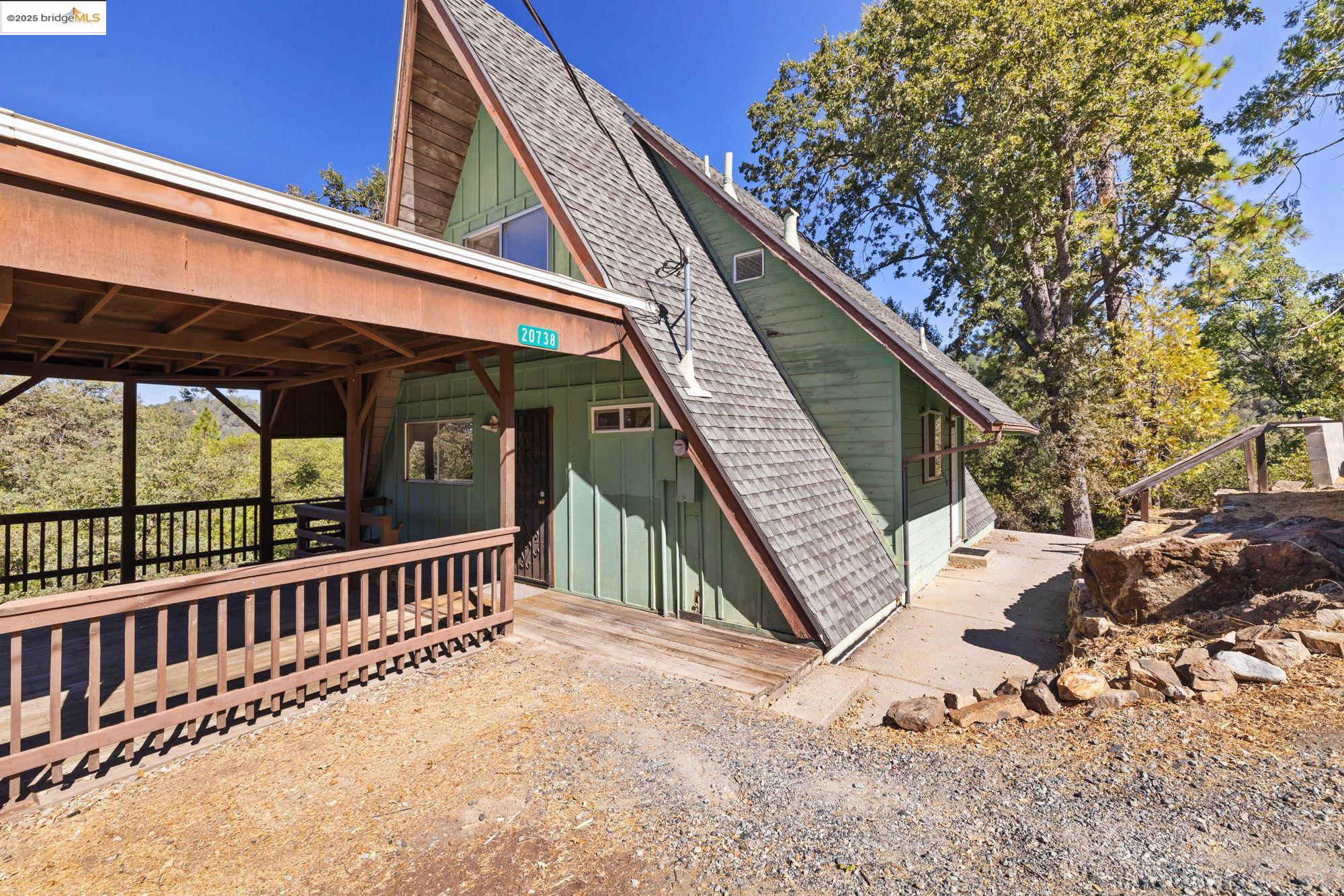 Detail Gallery Image 35 of 46 For 20738 Ponderosa Way, Tuolumne,  CA 95379 - 3 Beds | 3 Baths
