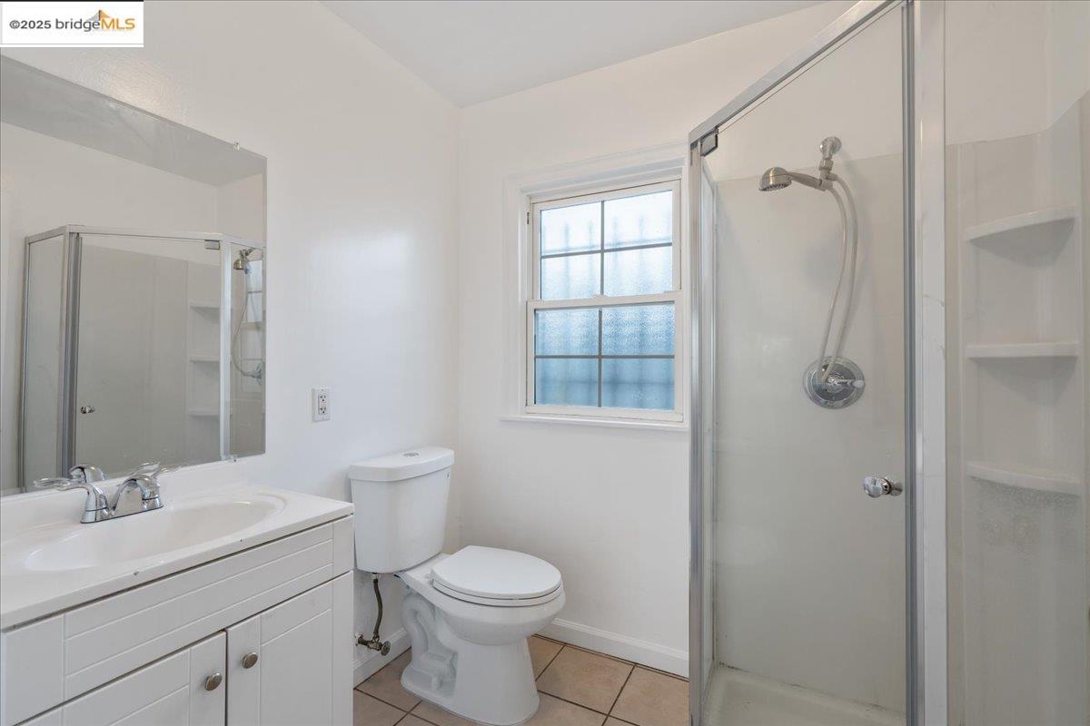 Detail Gallery Image 18 of 25 For 8806 Dowling St, Oakland,  CA 94605 - – Beds | – Baths