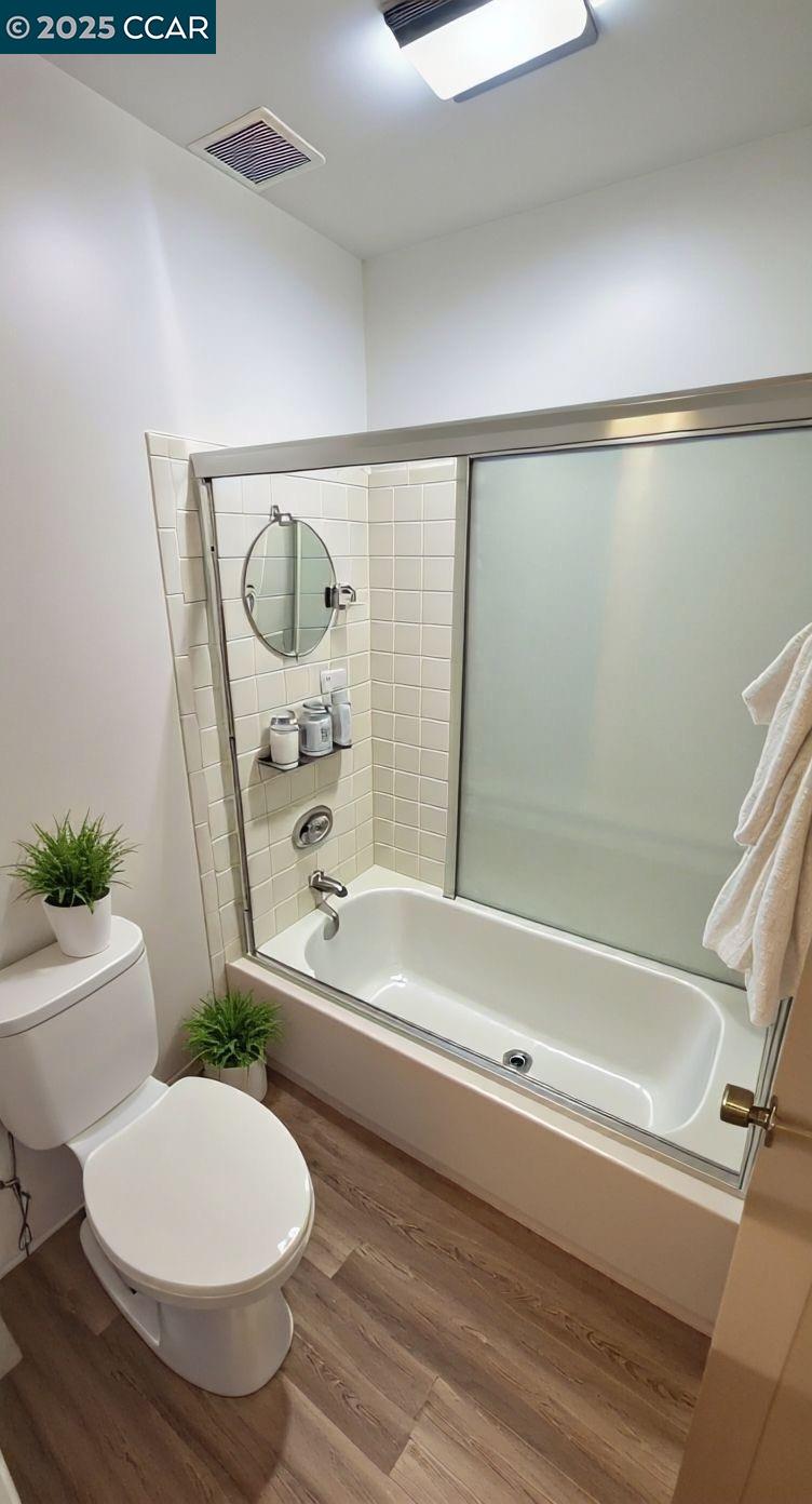Photo #8: 41110683 Listing: Photo #8