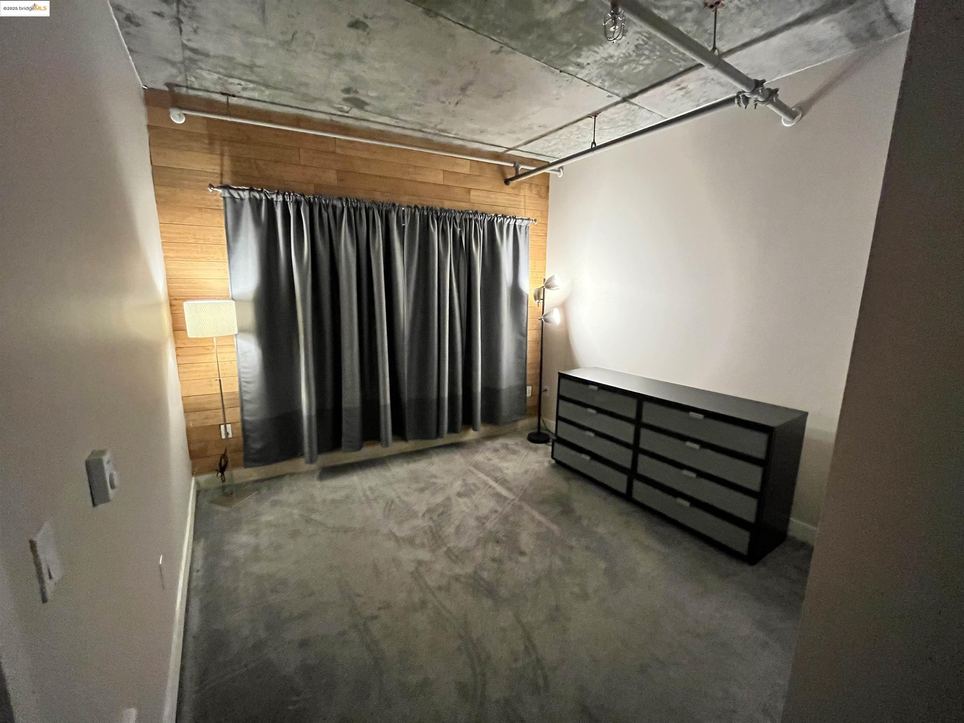 Detail Gallery Image 2 of 34 For 311 Oak St #803,  Oakland,  CA 94607 - 1 Beds | 1 Baths