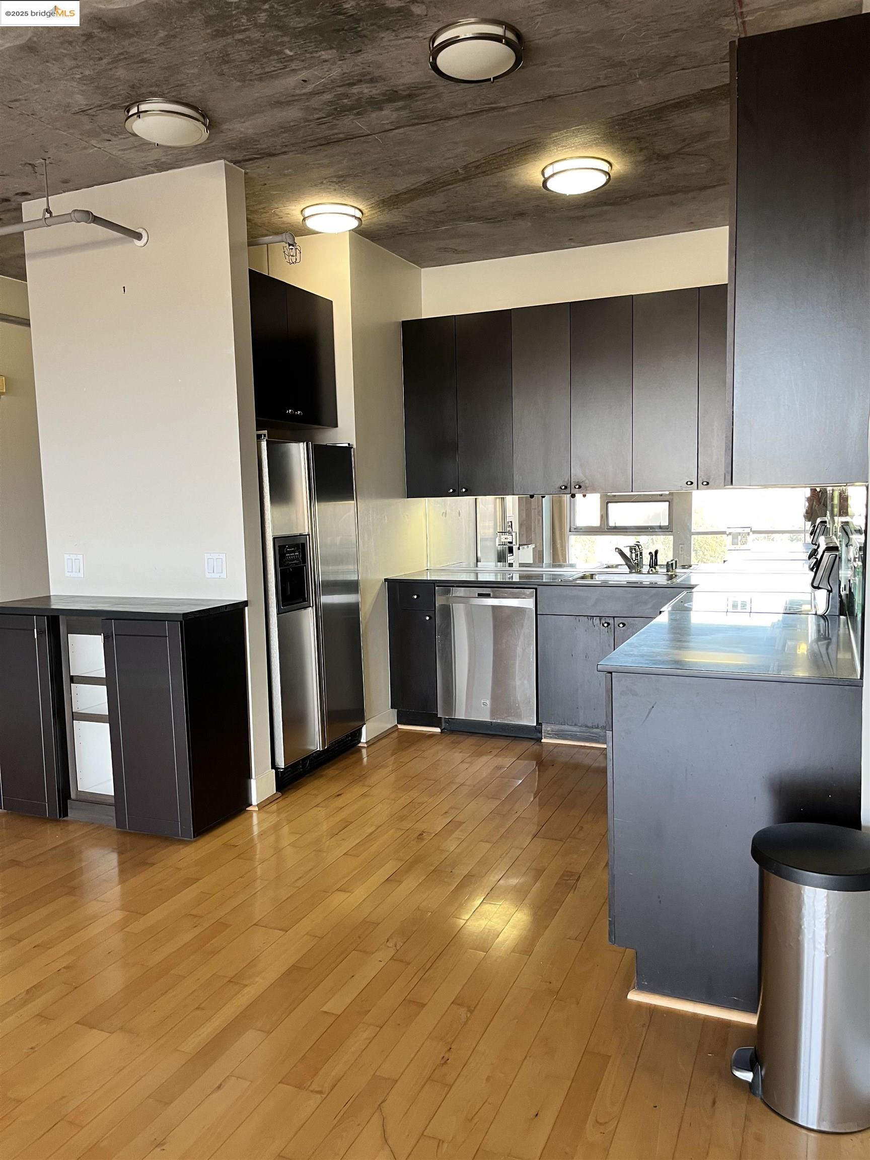 Detail Gallery Image 11 of 34 For 311 Oak St #803,  Oakland,  CA 94607 - 1 Beds | 1 Baths