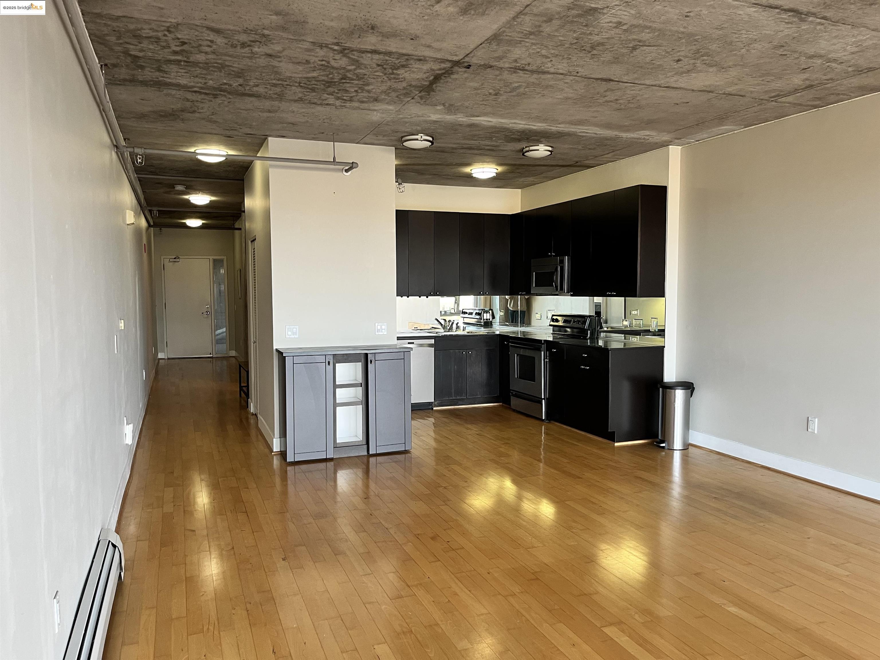 Detail Gallery Image 16 of 34 For 311 Oak St #803,  Oakland,  CA 94607 - 1 Beds | 1 Baths
