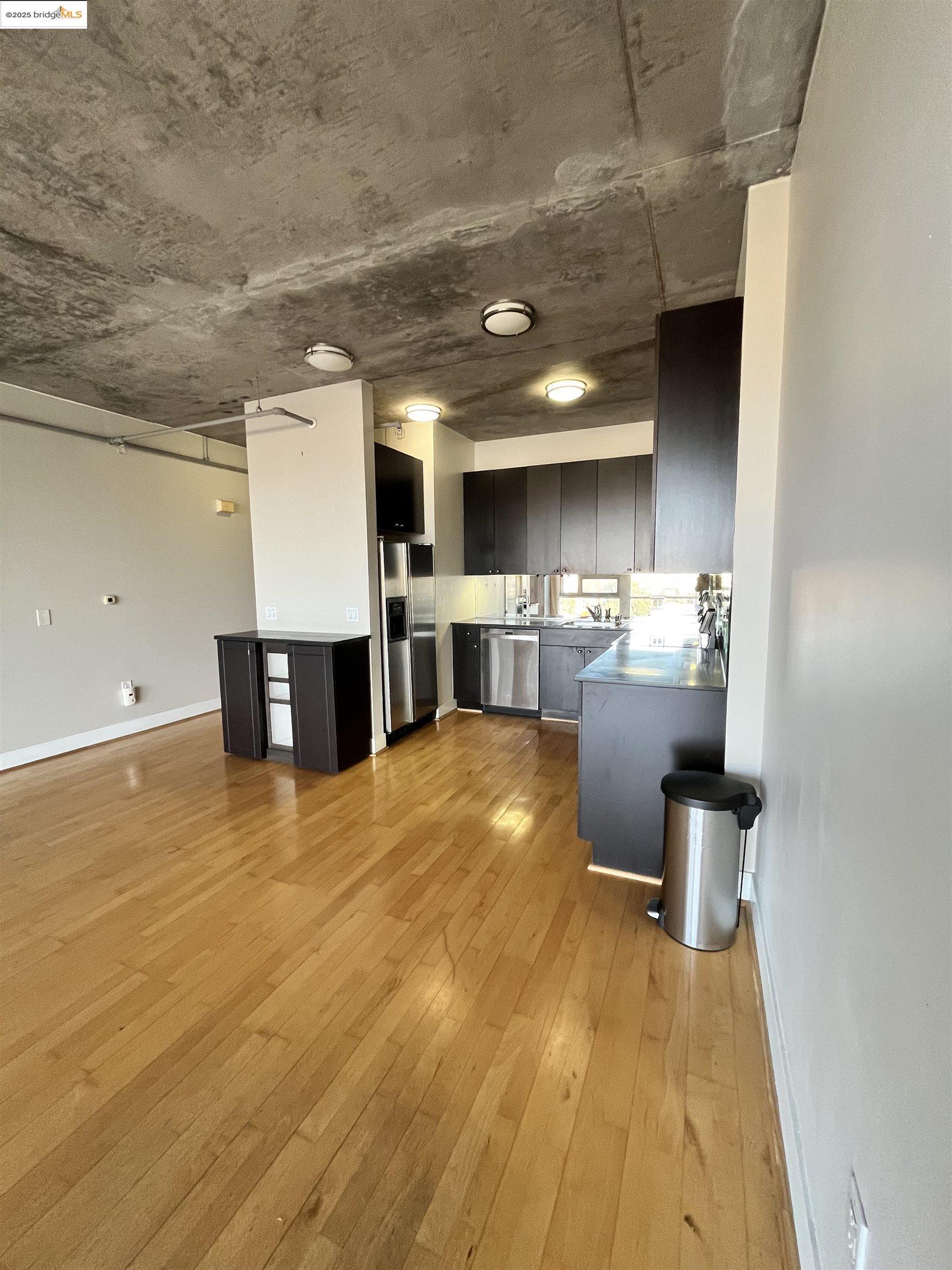 Detail Gallery Image 10 of 34 For 311 Oak St #803,  Oakland,  CA 94607 - 1 Beds | 1 Baths